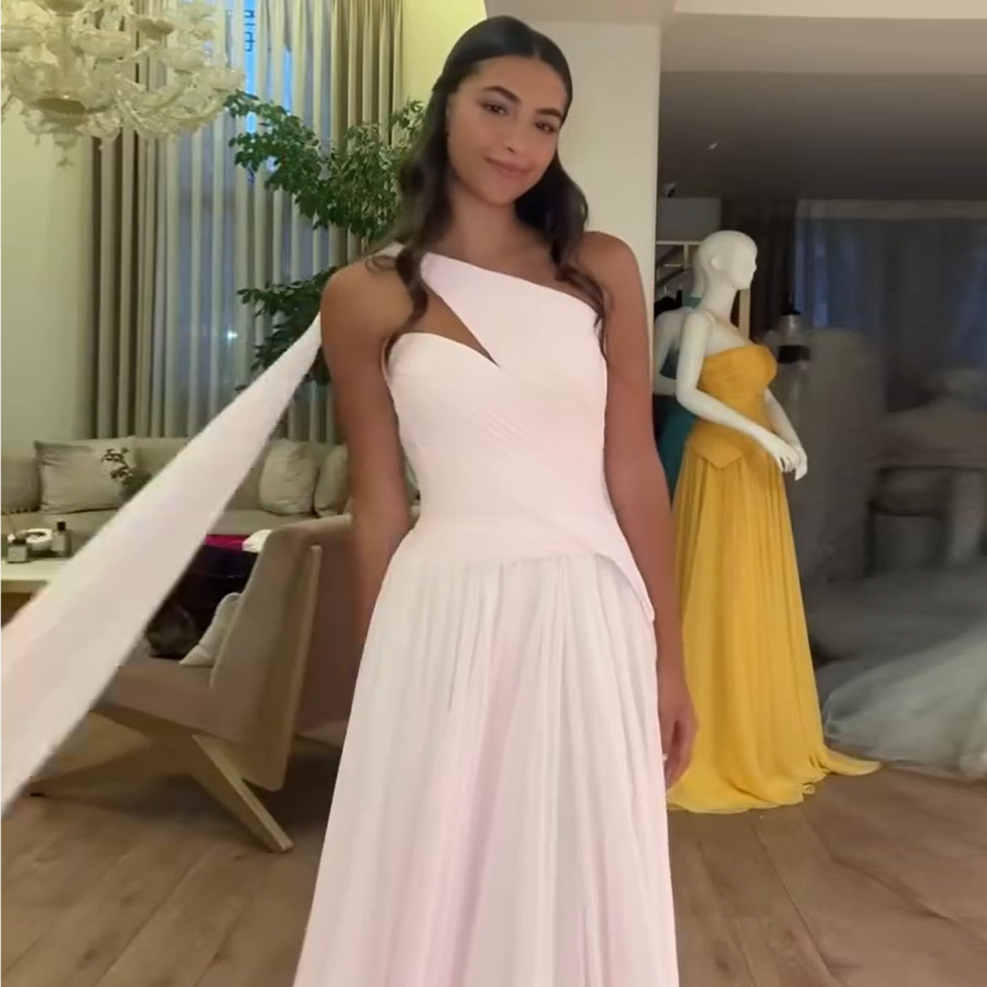 Elegant Light Pink One Shoulder Chiffon Evening Gown SF052