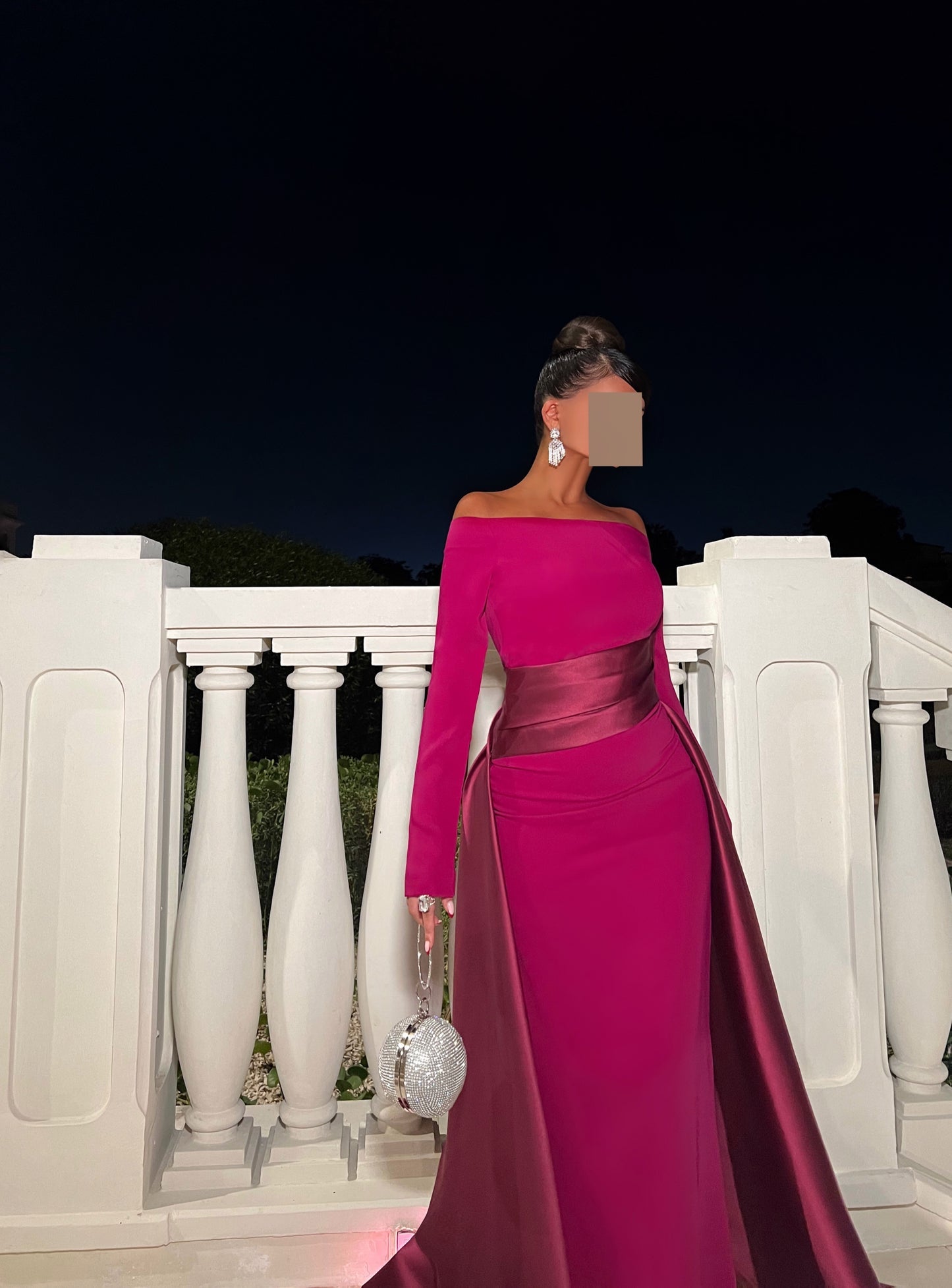 Elegant Long Sleeve Mermaid Gown with Satin Train Evening Dress SF318
