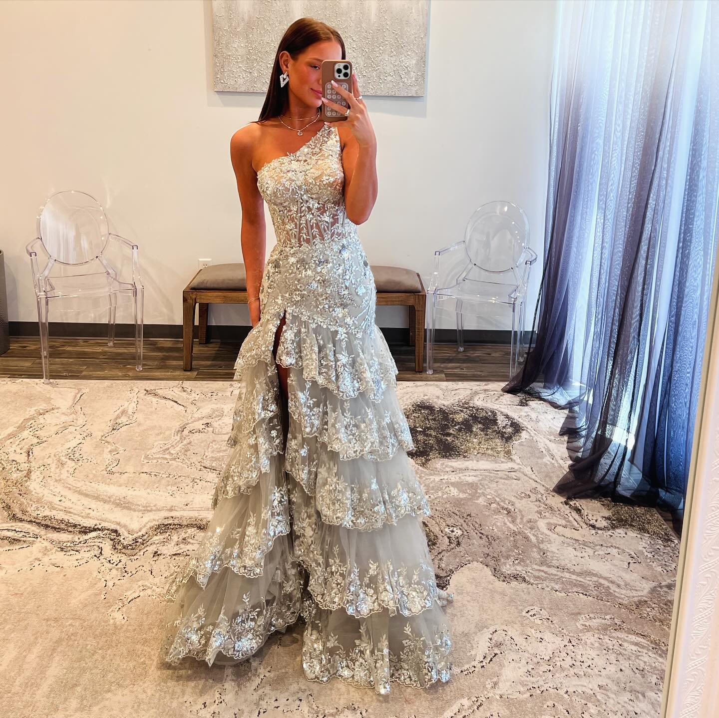 Elegant One Shoulder Silver Prom Dresses with Slit Embroidery Lilac Women Graduation Party Gowns