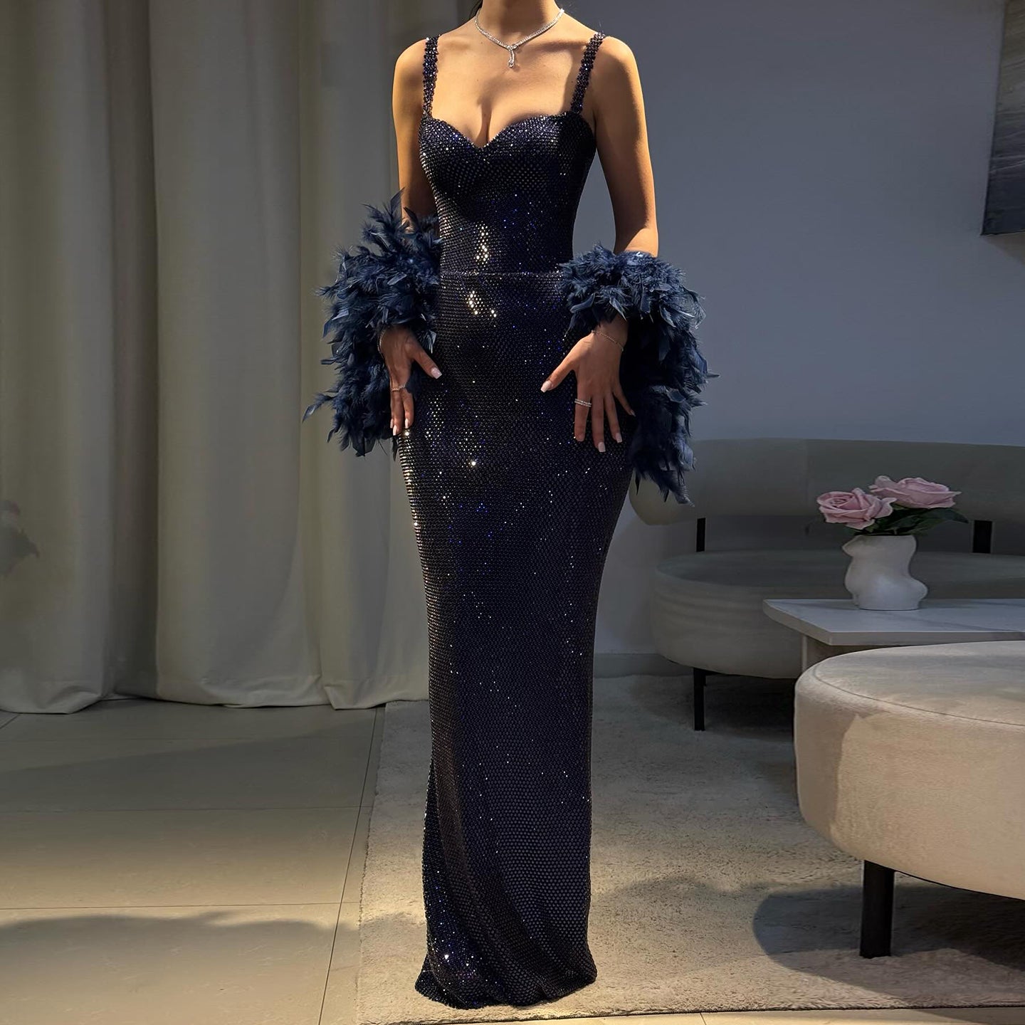 Luxury Red Sequin Strapless Evening Dress with Feather Shawl SH567