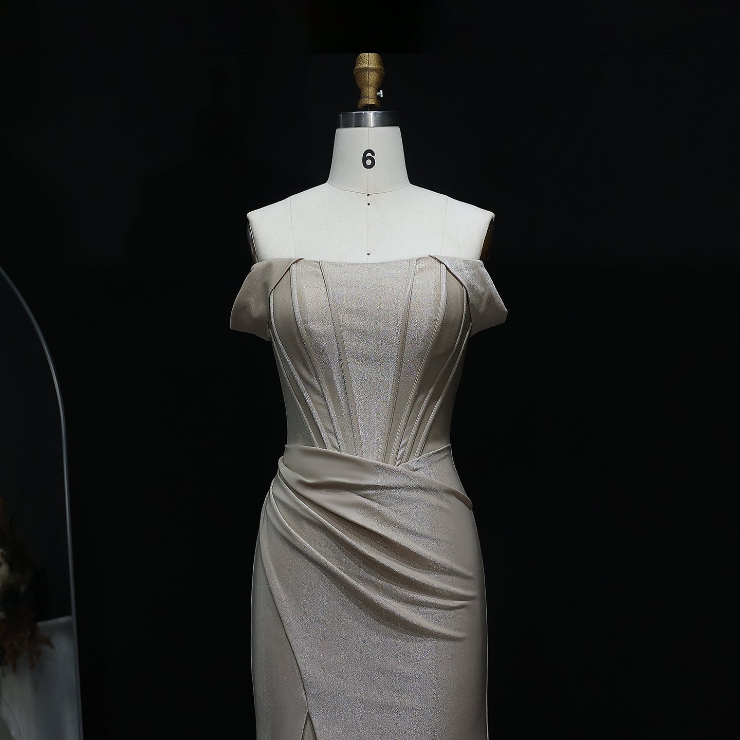 Elegant Champagne Evening Gown with Side Slit Long Mermaid Prom Dresses