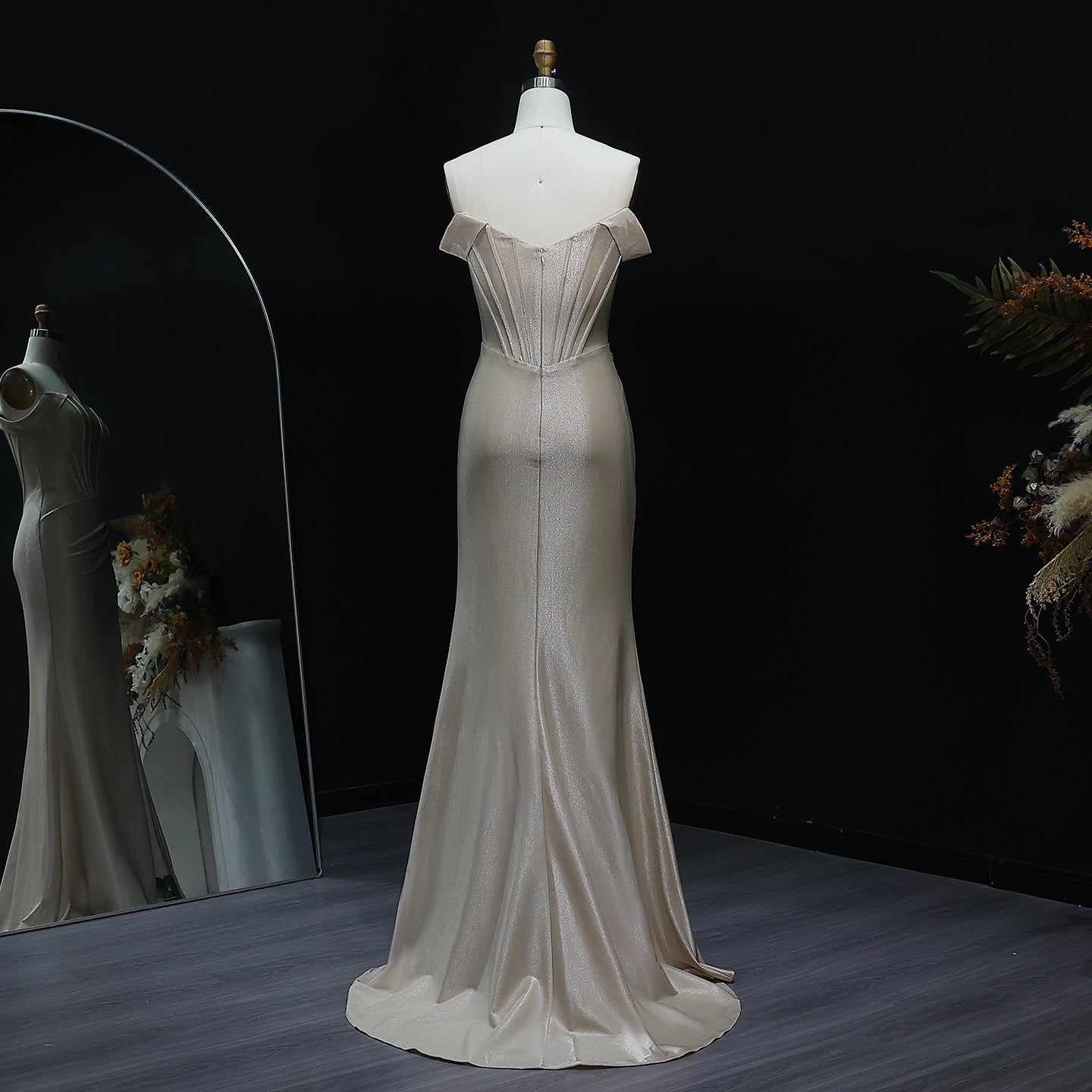 Elegant Champagne Evening Gown with Side Slit Long Mermaid Prom Dresses