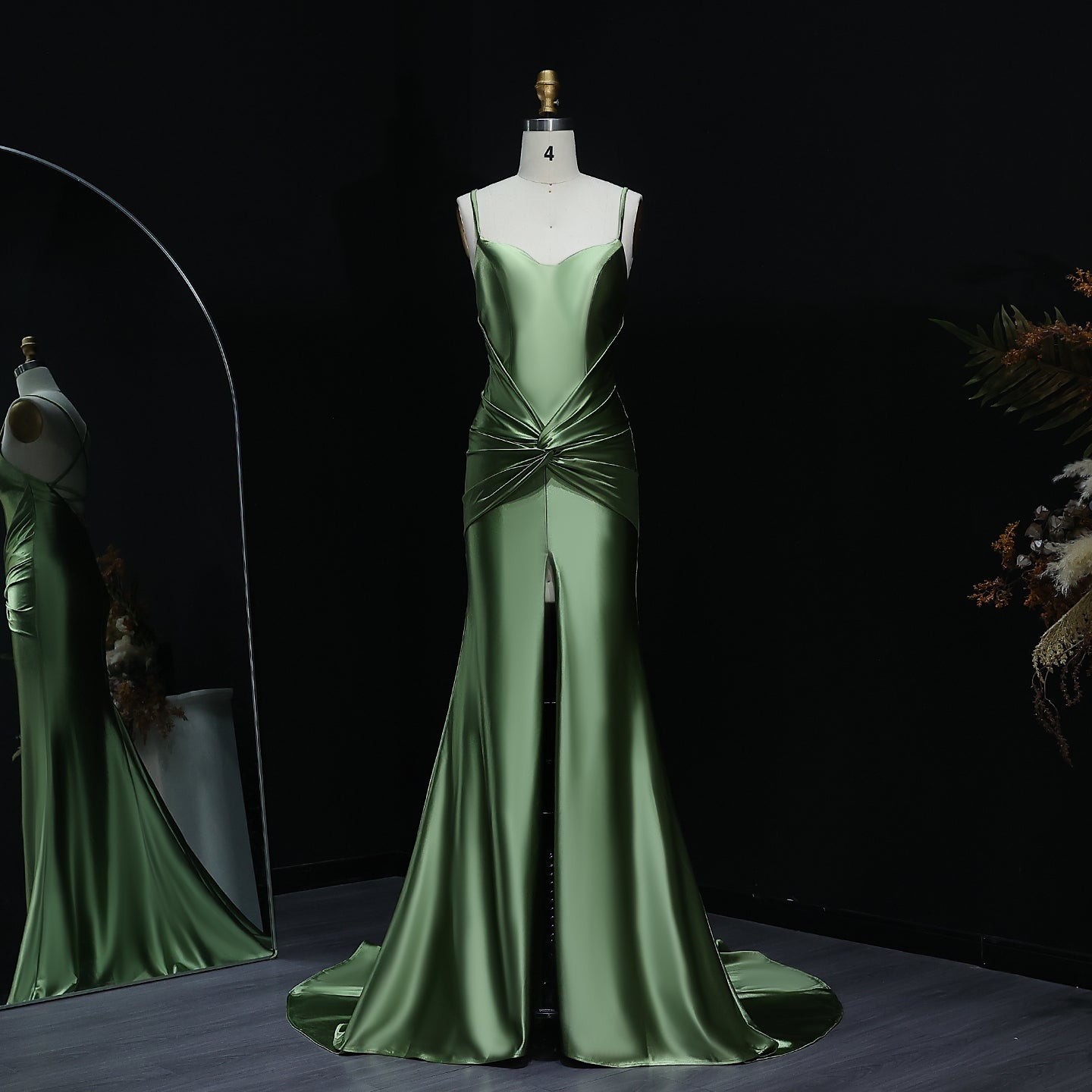 Elegant Silky Satin Green Mermaid Prom Dresses with Slit Spaghetti Straps Special Occasion Gowns