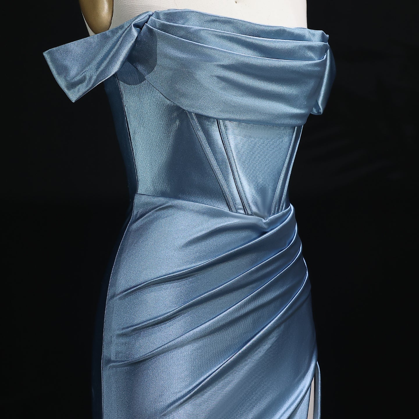 Chic Off-Shoulder Satin Sky Blue Prom Dress with Slit Women Special Occasion Evening Party Gowns