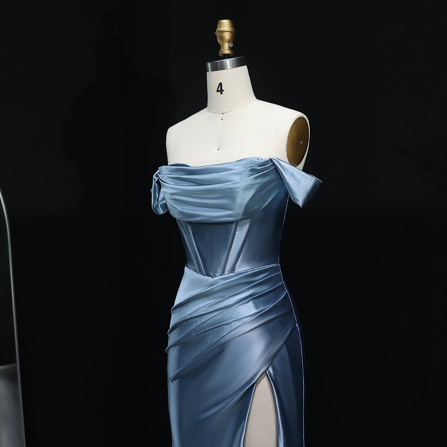 Chic Off-Shoulder Satin Sky Blue Prom Dress with Slit Women Special Occasion Evening Party Gowns