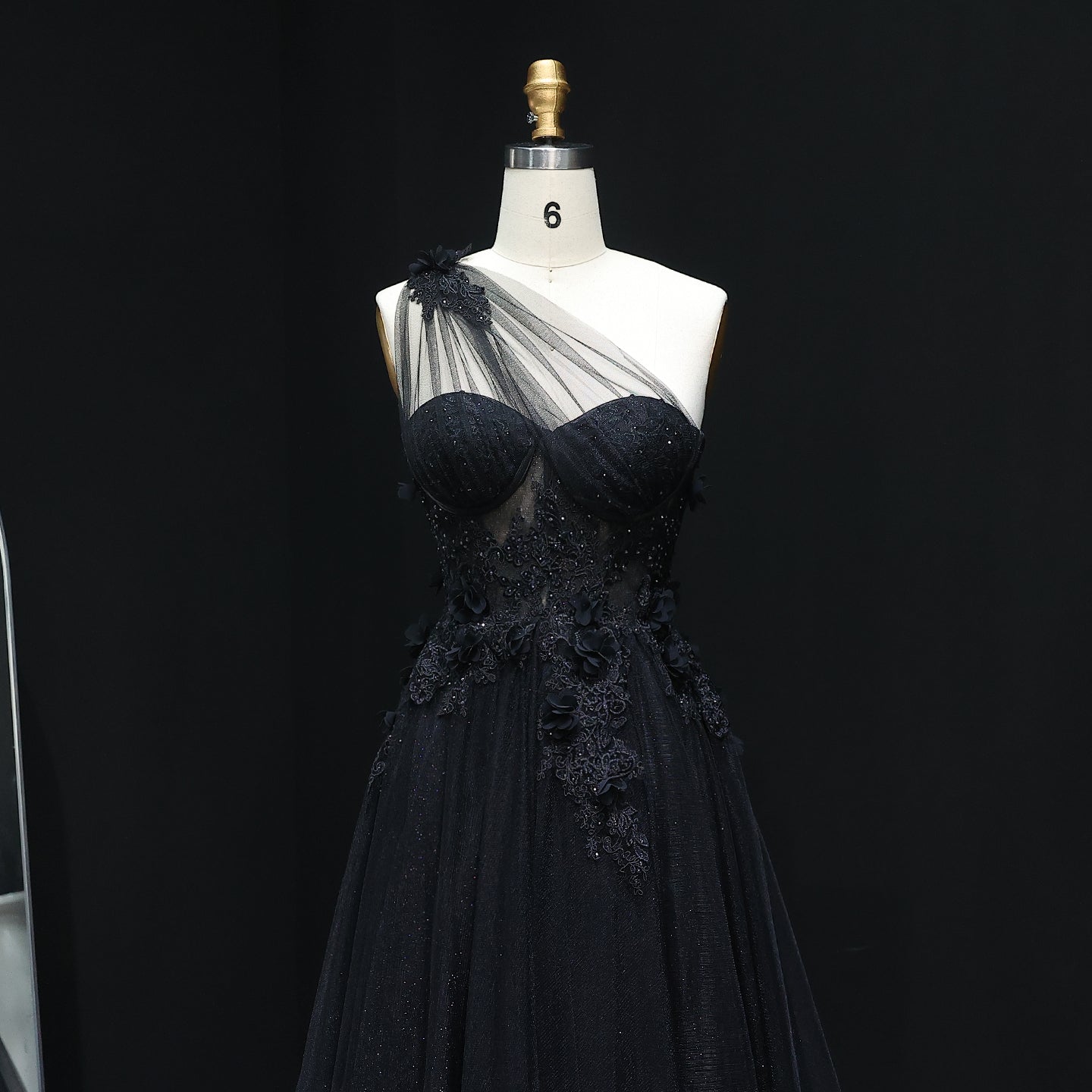 Elegant Lilac Tulle Evening Gown with Floral One Shoulder Sweetheart Sage Green Party Prom Dresses