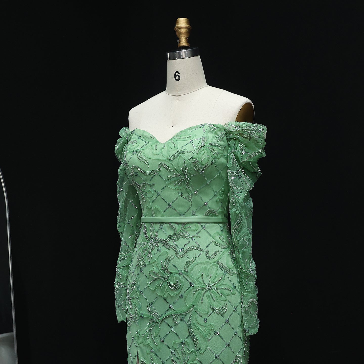 Elegant Off Shoulder Mermaid Green Prom Dresses with Long Sleeve Slit Floral Evening Party Gowns