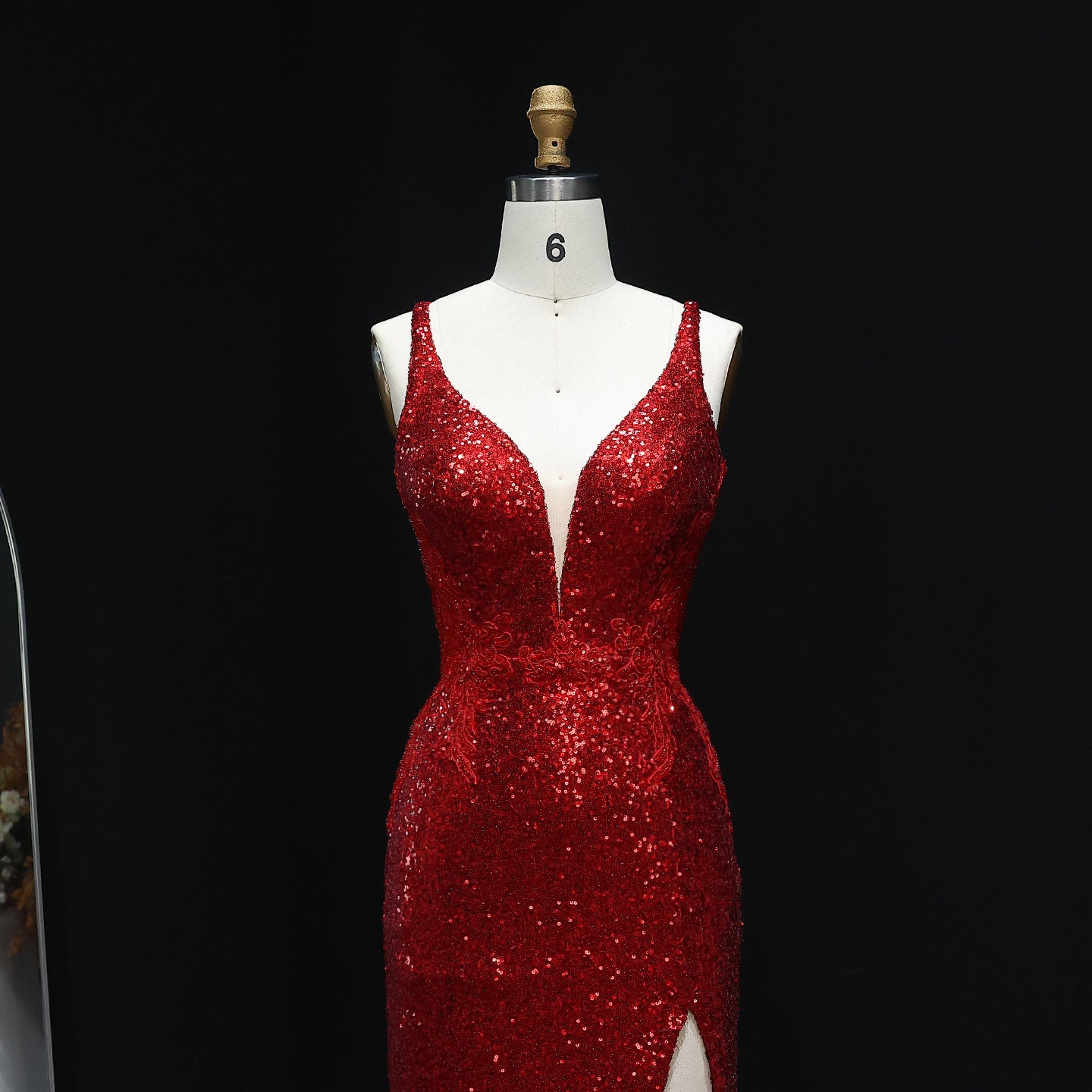 Sparkle Sequined Wine Red Mermaid Prom Dresses 2025 Sexy V-Neck Side Slit Evening Party Gowns