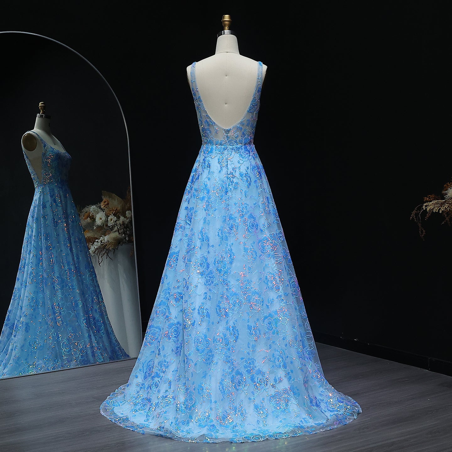 Luxury Floral Embroidery Blue Backless A-line Prom Dress 2025 for Girls Long Graduation Party Gowns