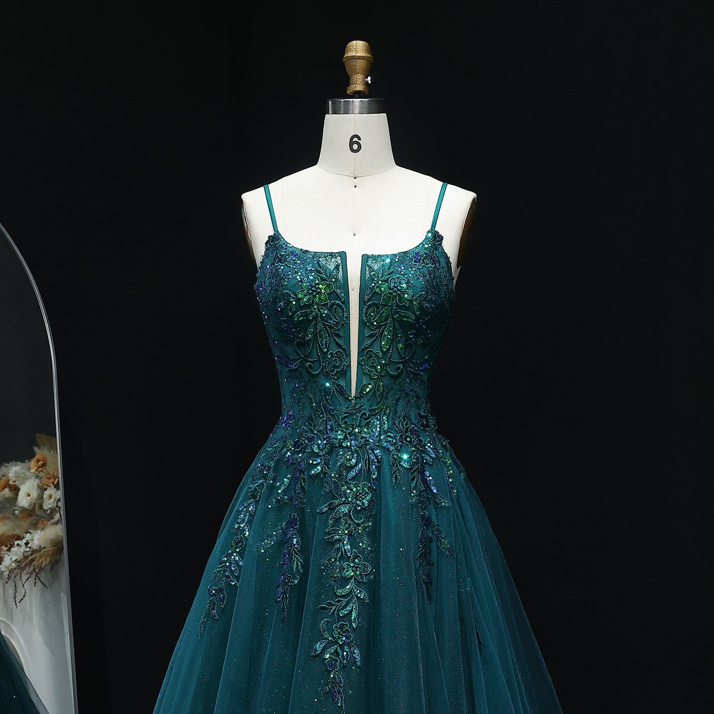 Sparkle Sequined Emerald Green Prom Dresses for Girls Spaghetti Straps Lace-up Evening Party Gowns