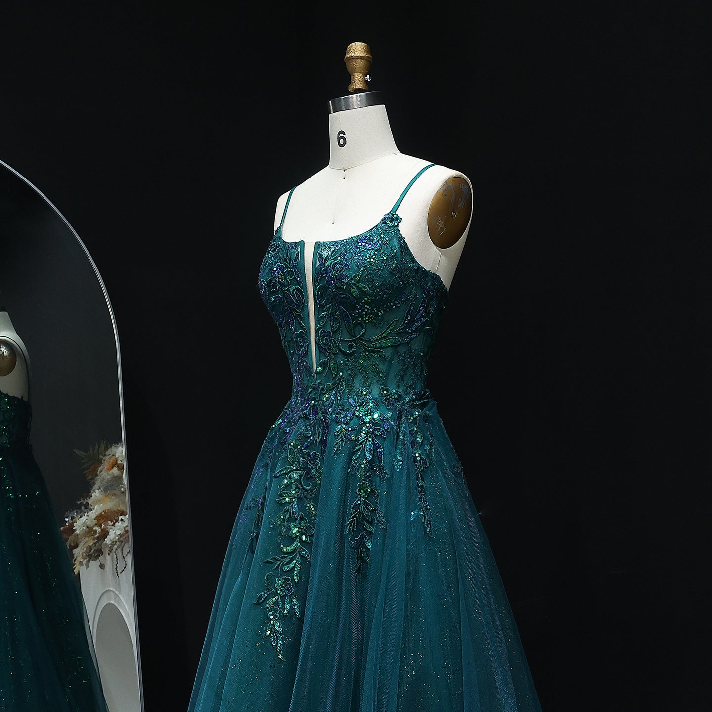 Sparkle Sequined Emerald Green Prom Dresses for Girls Spaghetti Straps Lace-up Evening Party Gowns