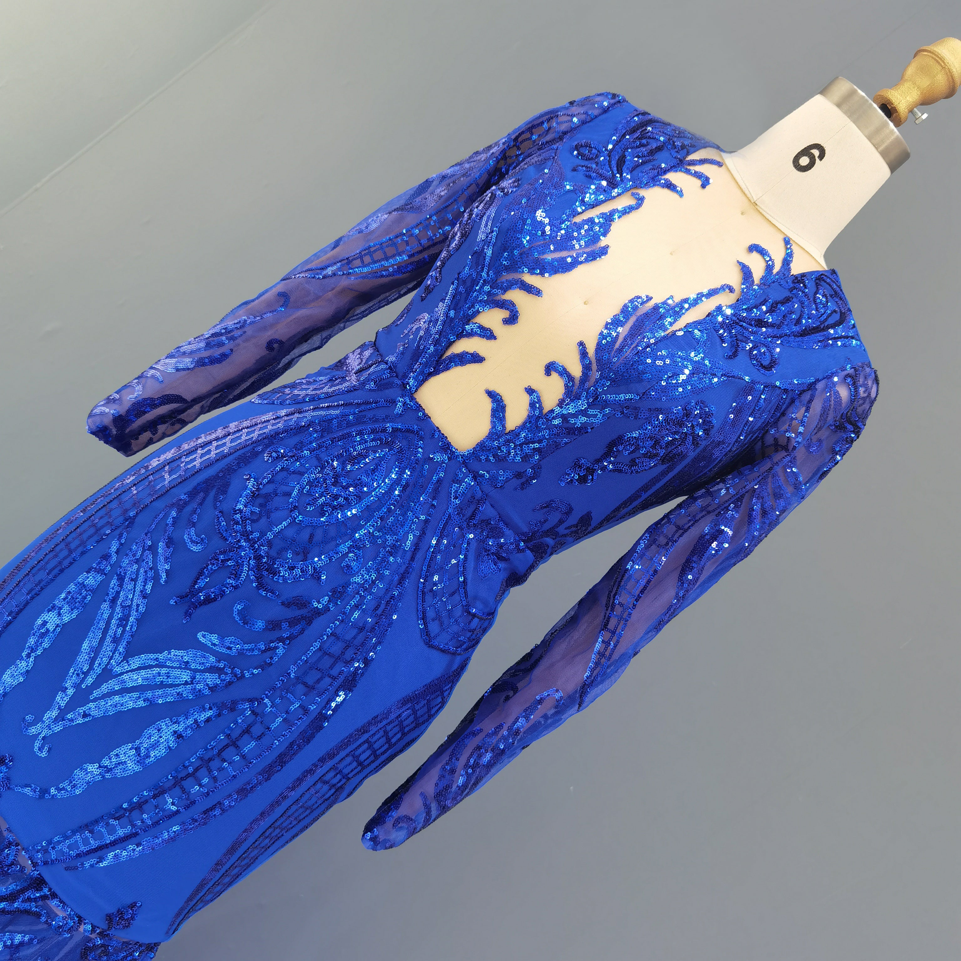 Sequined Plunging V-Neck Long Sleeve Mermaid Evening Gown SH020