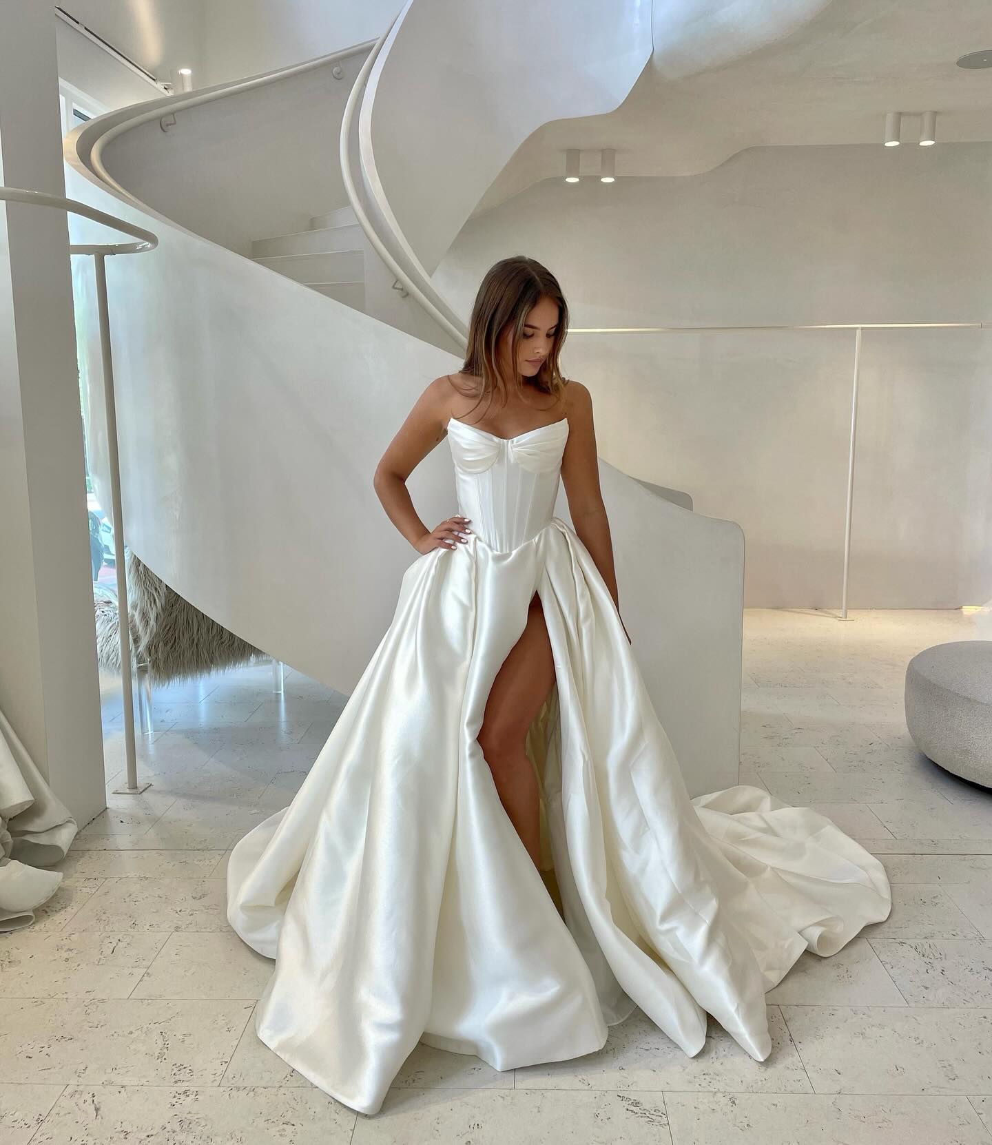 Luxury Satin Corset Off Shoulder Wedding Dress with High Slit SW070