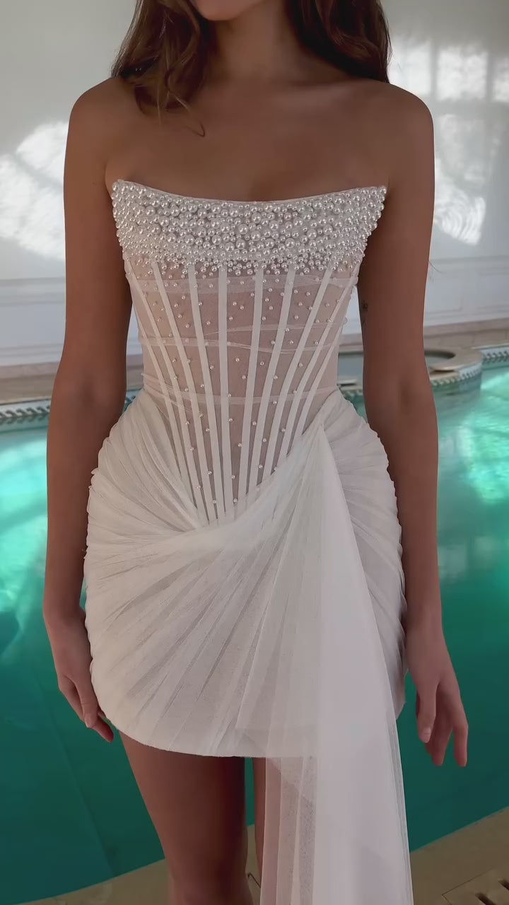 Load video: Luxury Mini Drop Waist Wedding Dress with Draped Tulle SW090