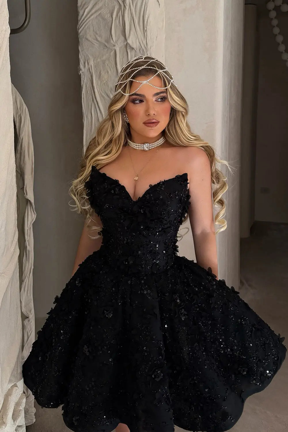 black 3d floral dress Beaded Mini Ball Gown Homecoming RM238 – SHEER FAIRY Flavor:Carrot Cake w/ Cream Cheese Filling Wrapped Wonders Lylah Asymmetric Neckline Mesh zip closure Strapless Plunge