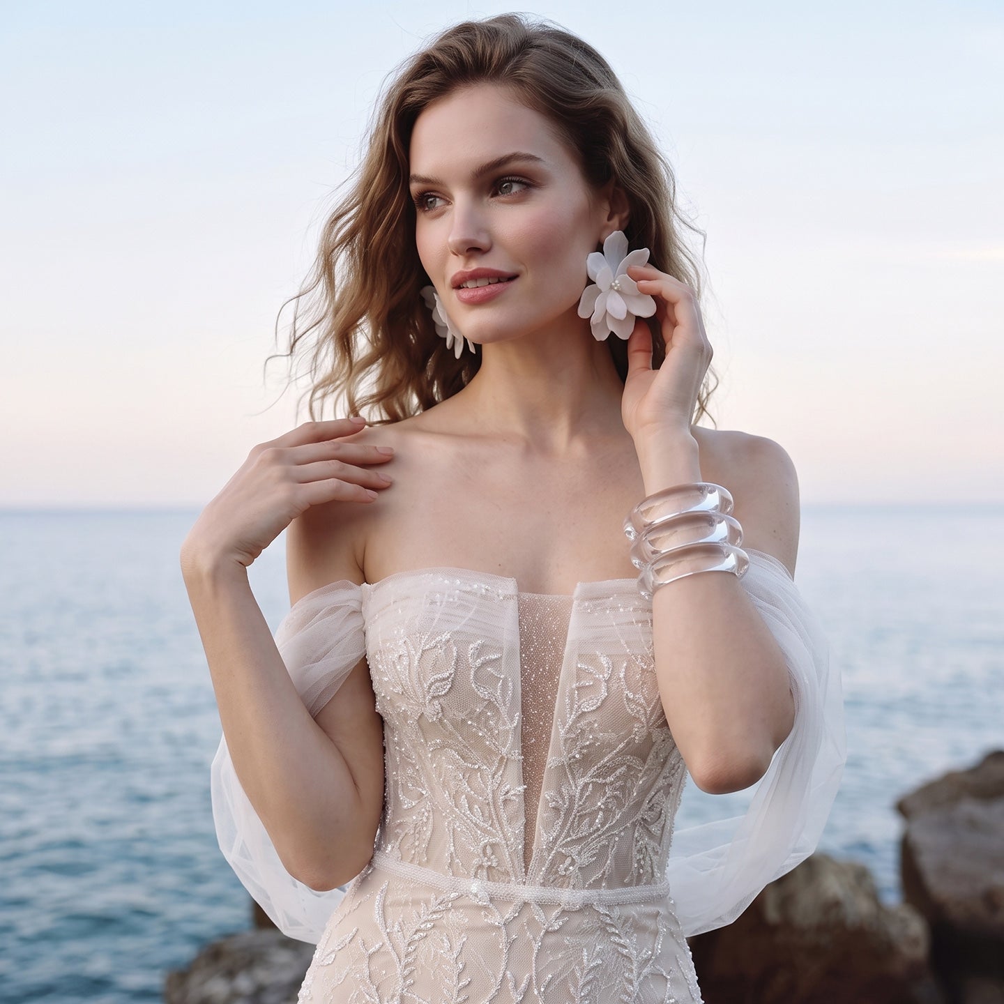 Ivory  Romantic A-Line Satin Wedding Dress 3D Rose Floral With Veil  SW661（副本） Sheer Fairy
