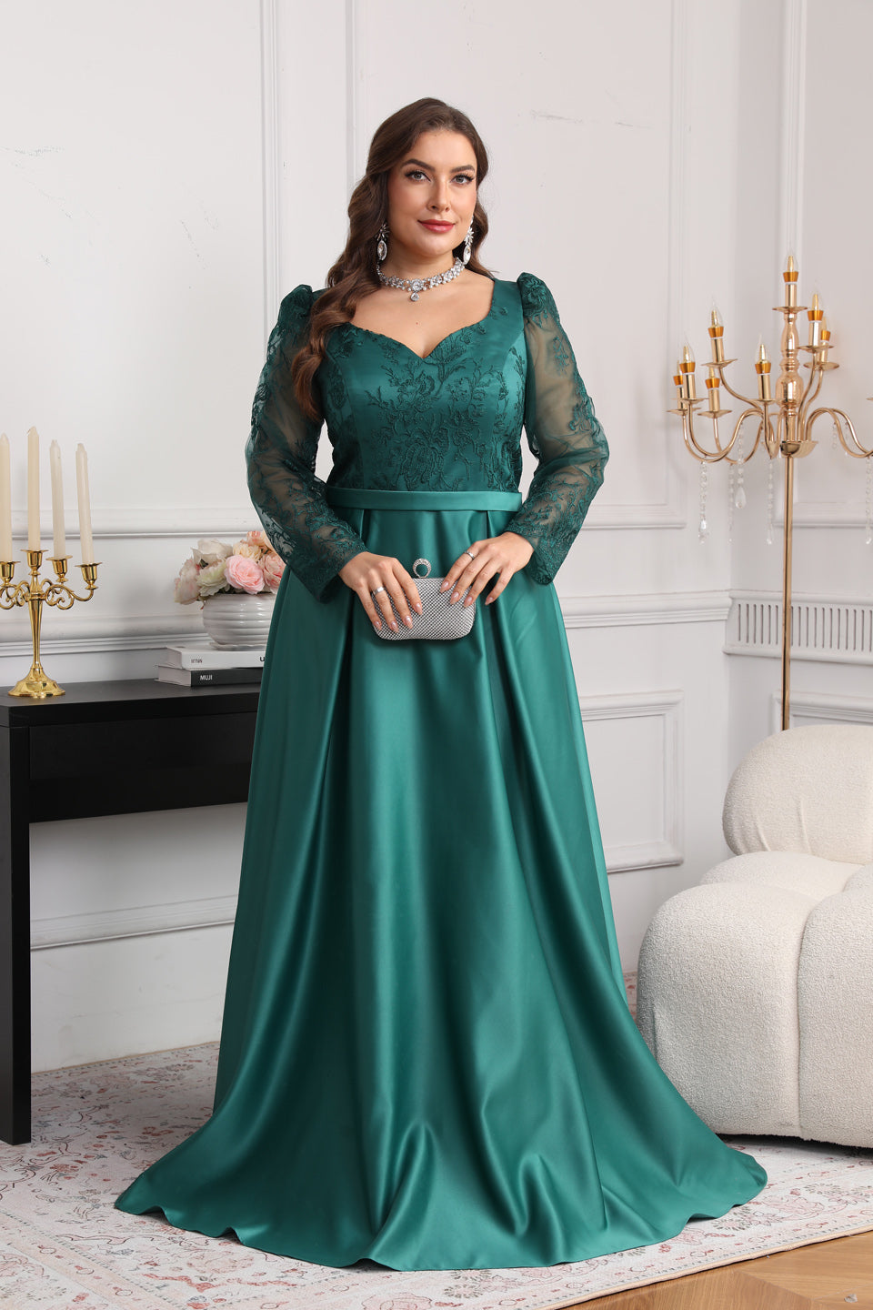 Curve-Friendly Emerald Green Lace Plus Size Evening Dress SF625