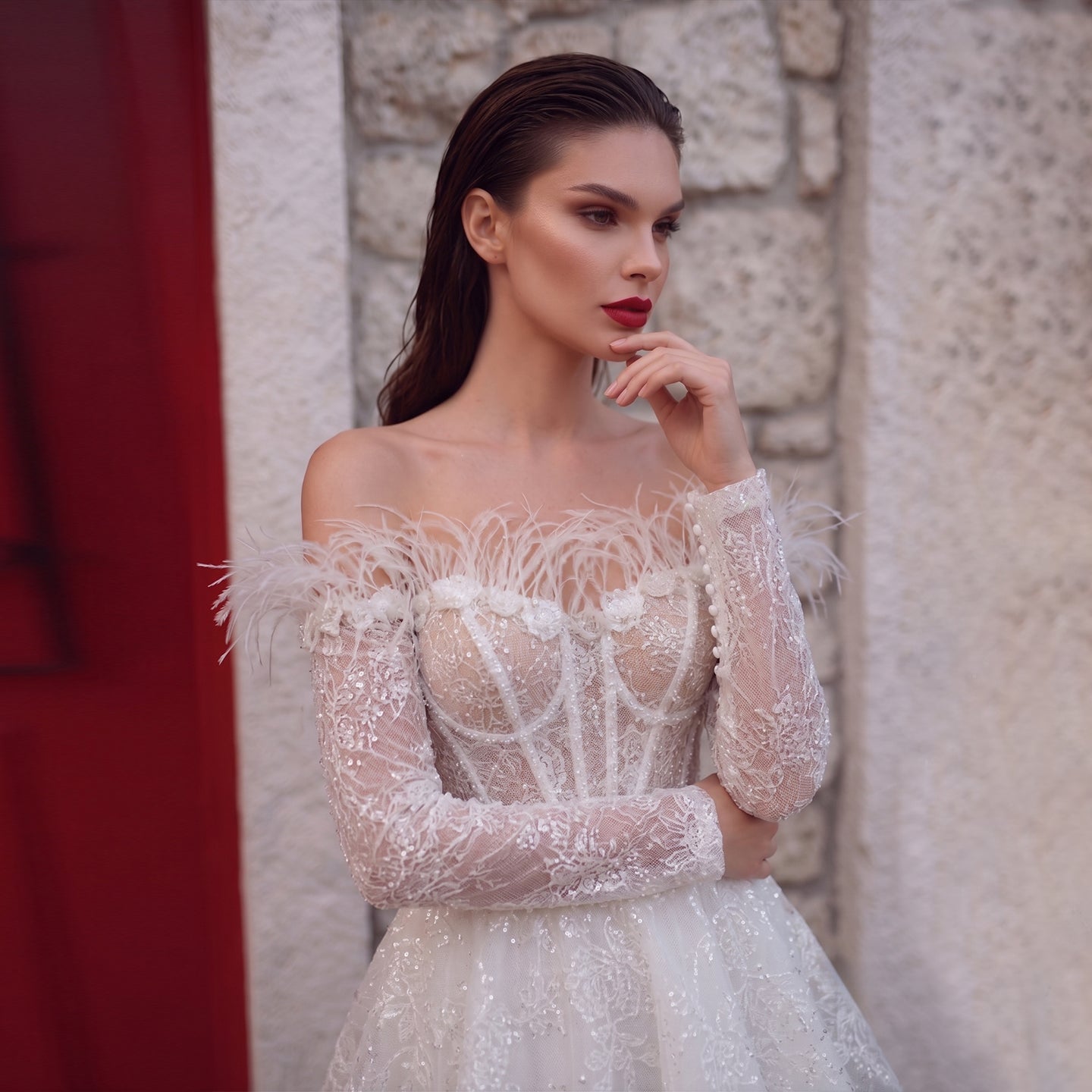 Elegant Off-the-Shoulder Feather Lace Short Wedding Dress with Corset SHEER FAIRY Elegant Off-the-Shoulder Feather Lace Short Wedding Dress with Corset SHEER FAIRY