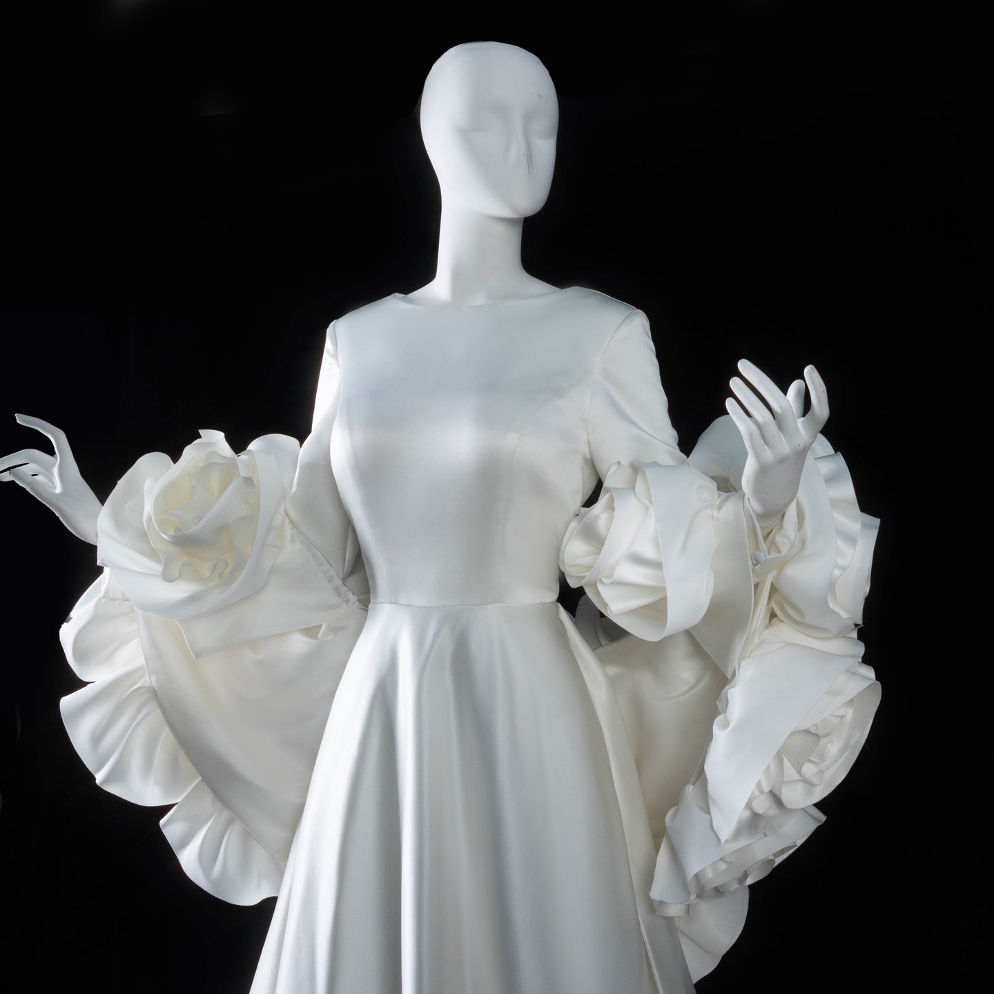Ivory  Romantic A-Line Satin Wedding Dress 3D Rose Floral With Veil  SW661 Sheer Fairy