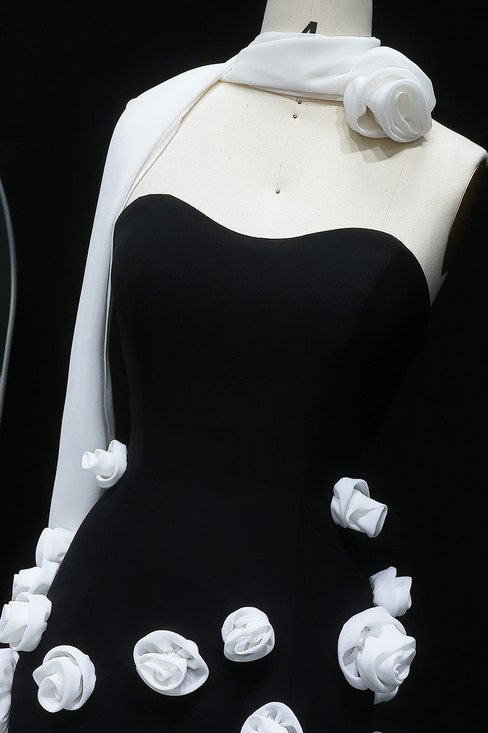 Modest 3D Rose Strapless Mermaid Evening Dress with Train SS207