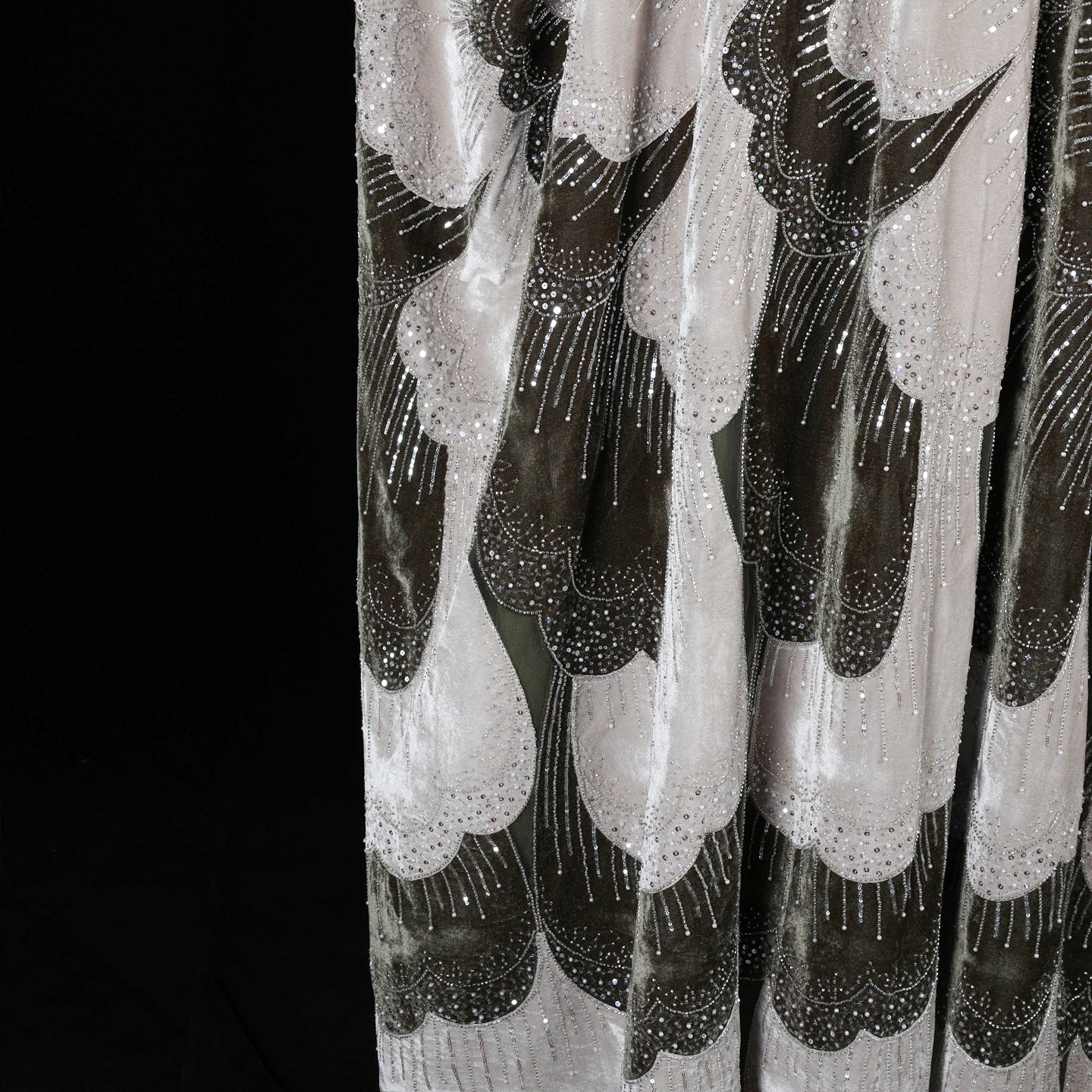 Luxurious Olive Green Velvet Beaded Kaftan Dress Sequined Petal Pattern Evening Abaya Maxi Gown SS669 Sheer Fairy