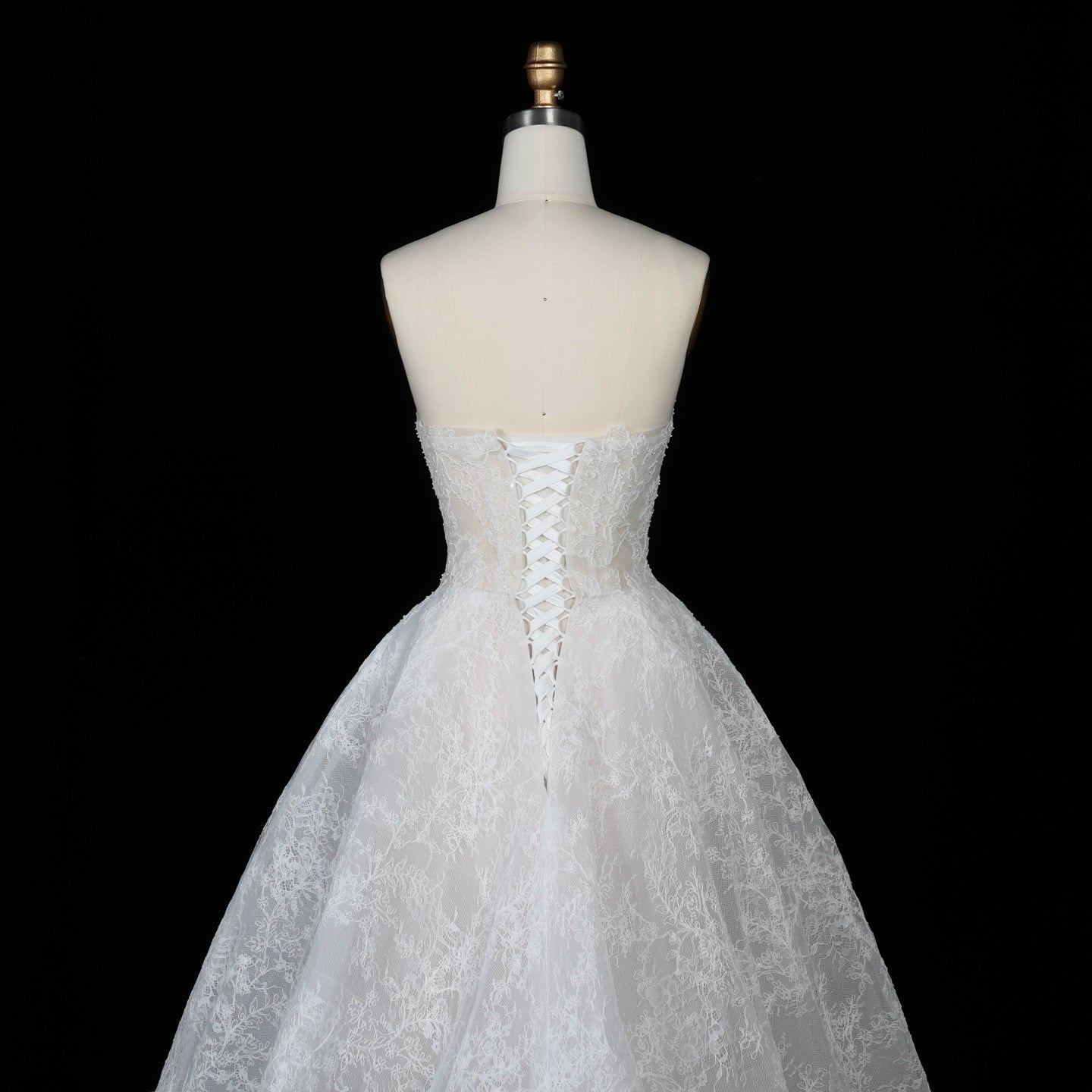 White Corset Strapless Lace Applique Tulle Bridal Ball Gown Wedding Dress SW611 Sheer Fairy