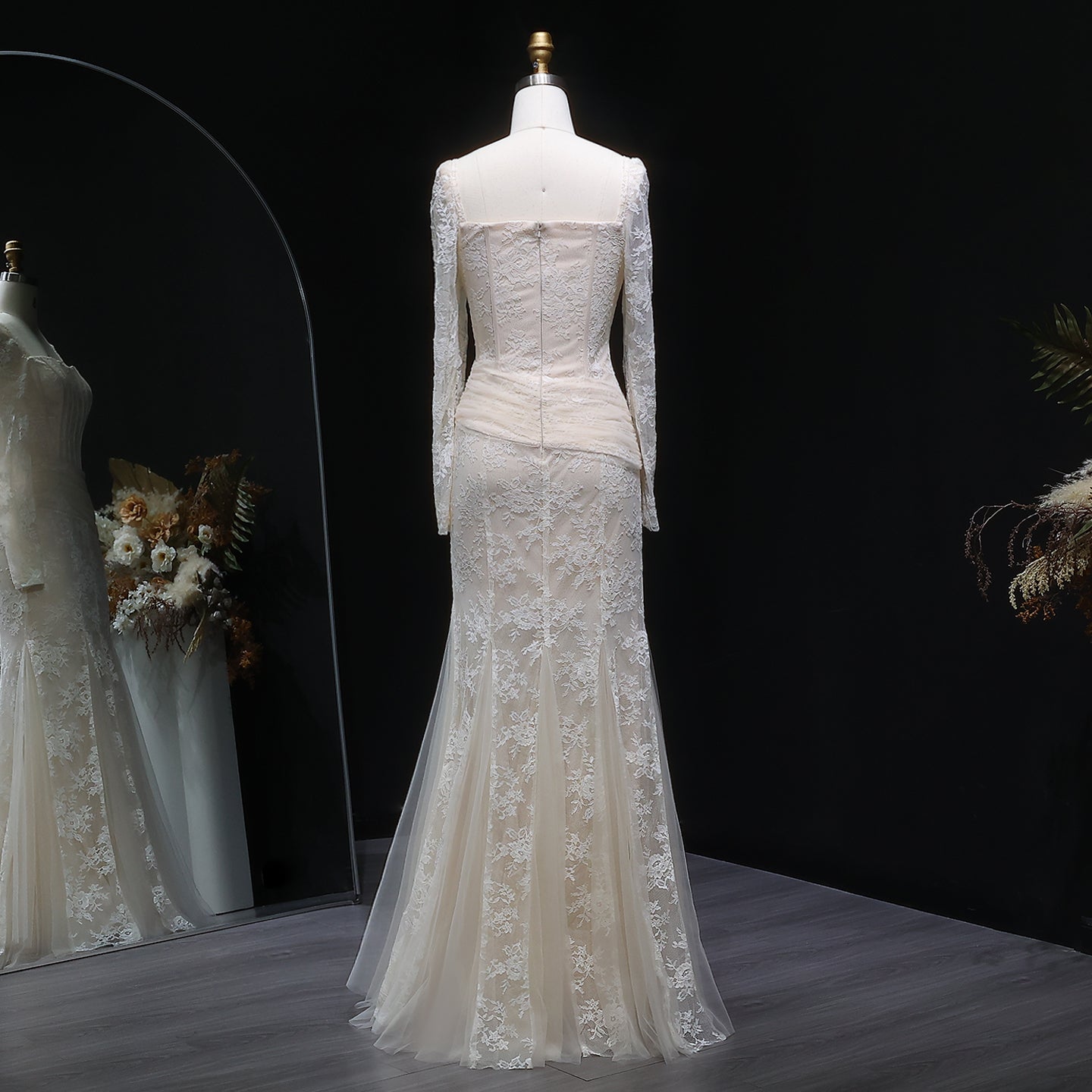 Elegant Lace Square Neck Mermaid Long Sleeves Evening Dress SF252