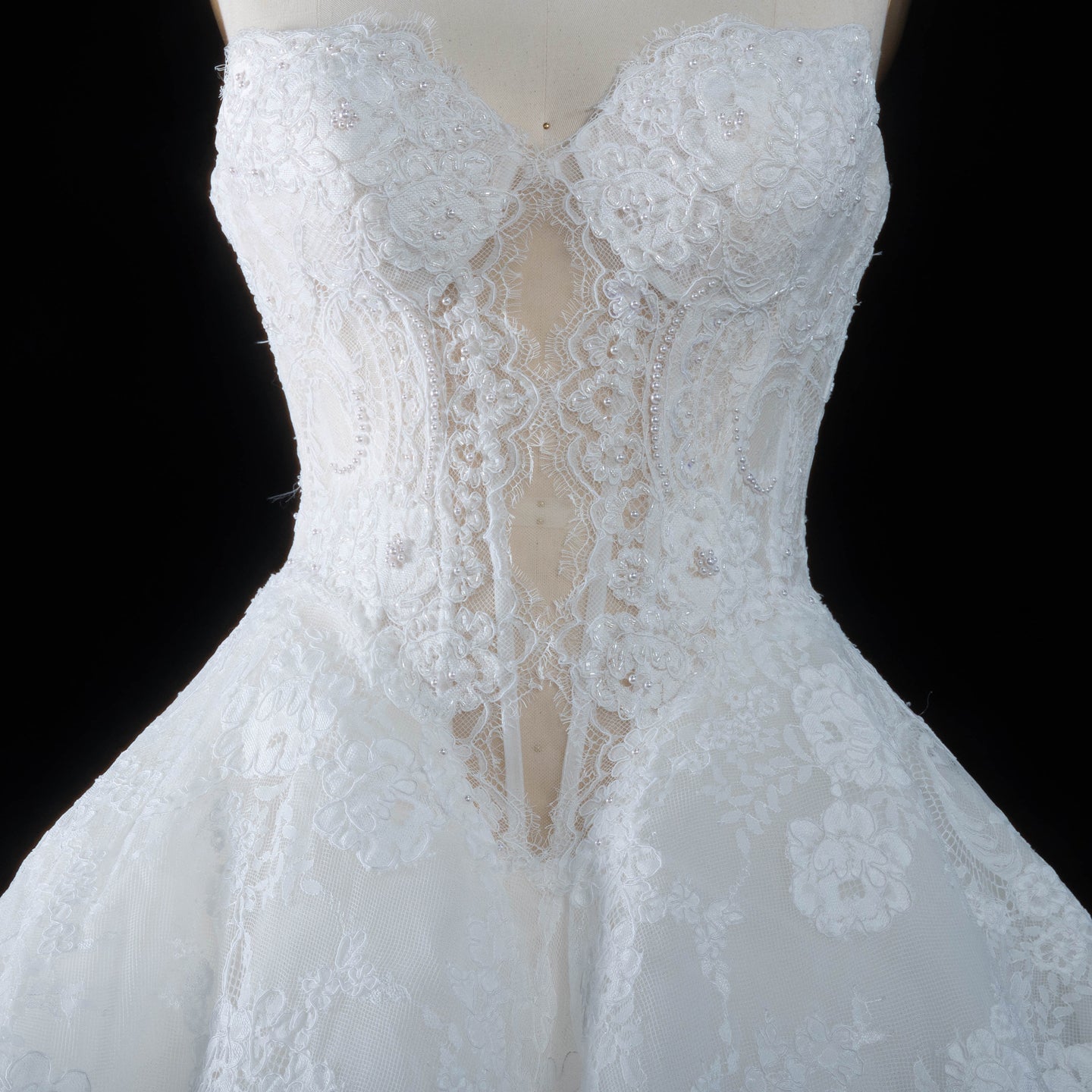 White Lace Ball Gown Sweetheart Wedding Dress with Detachable Capelet SW166 Sheer Fairy