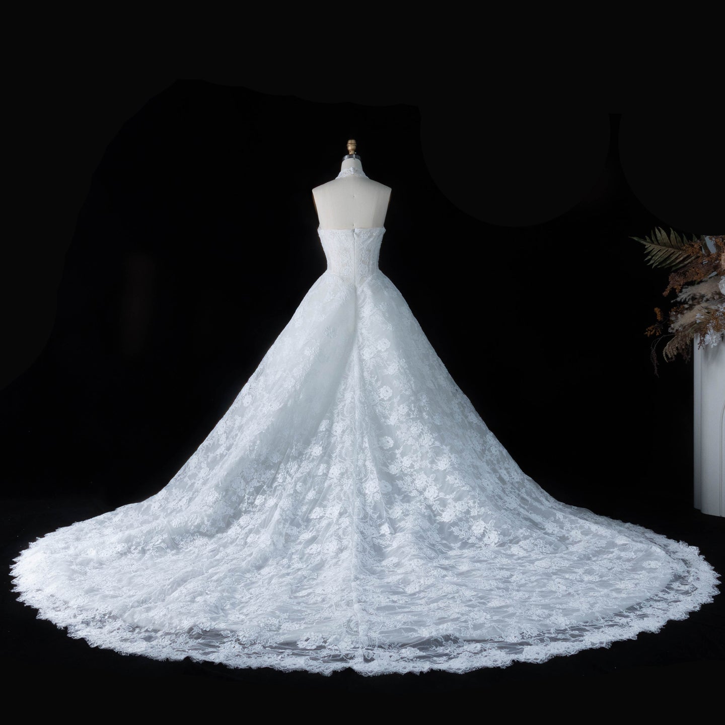 White Lace Ball Gown Sweetheart Wedding Dress with Detachable Capelet SW166 Sheer Fairy