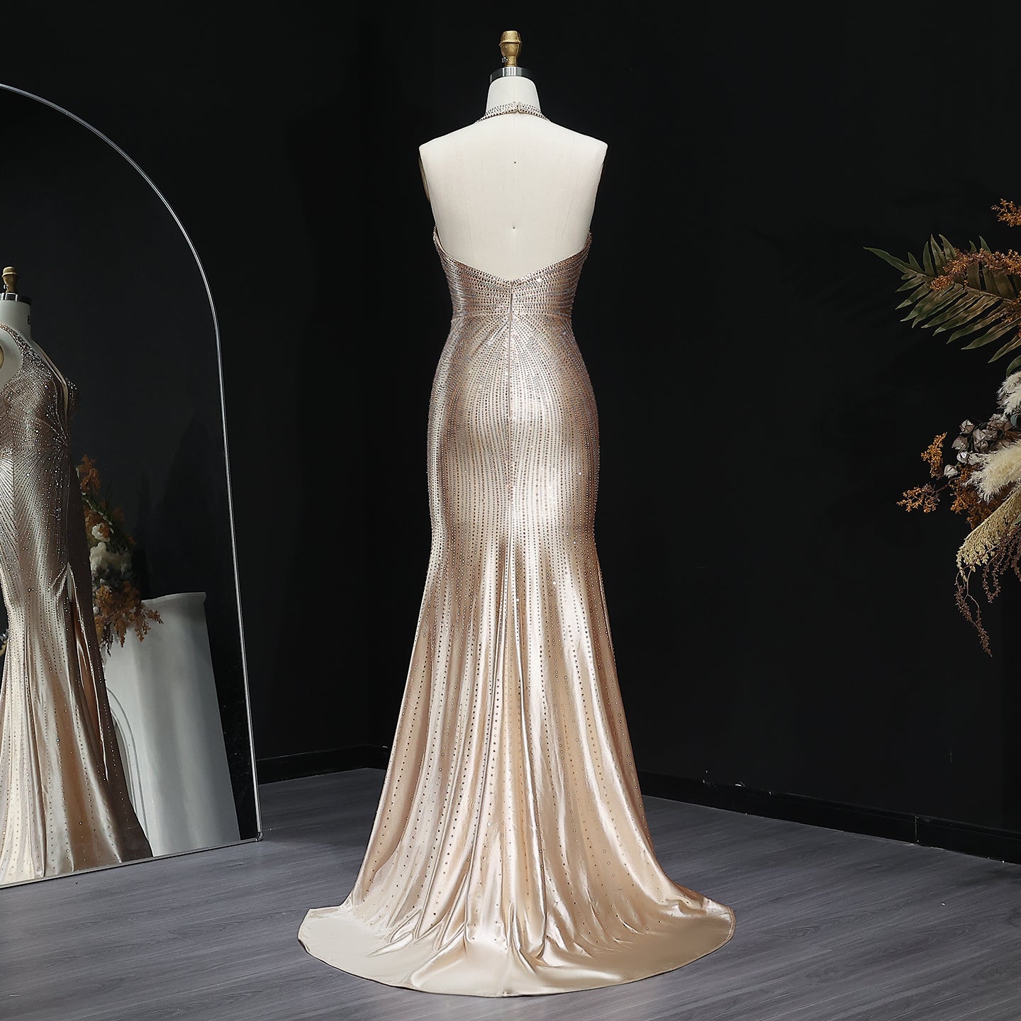 Sparkly Crystal Gold Halter Mermaid Prom Dresses with Slit Open Back Long Women Party Evening Gowns