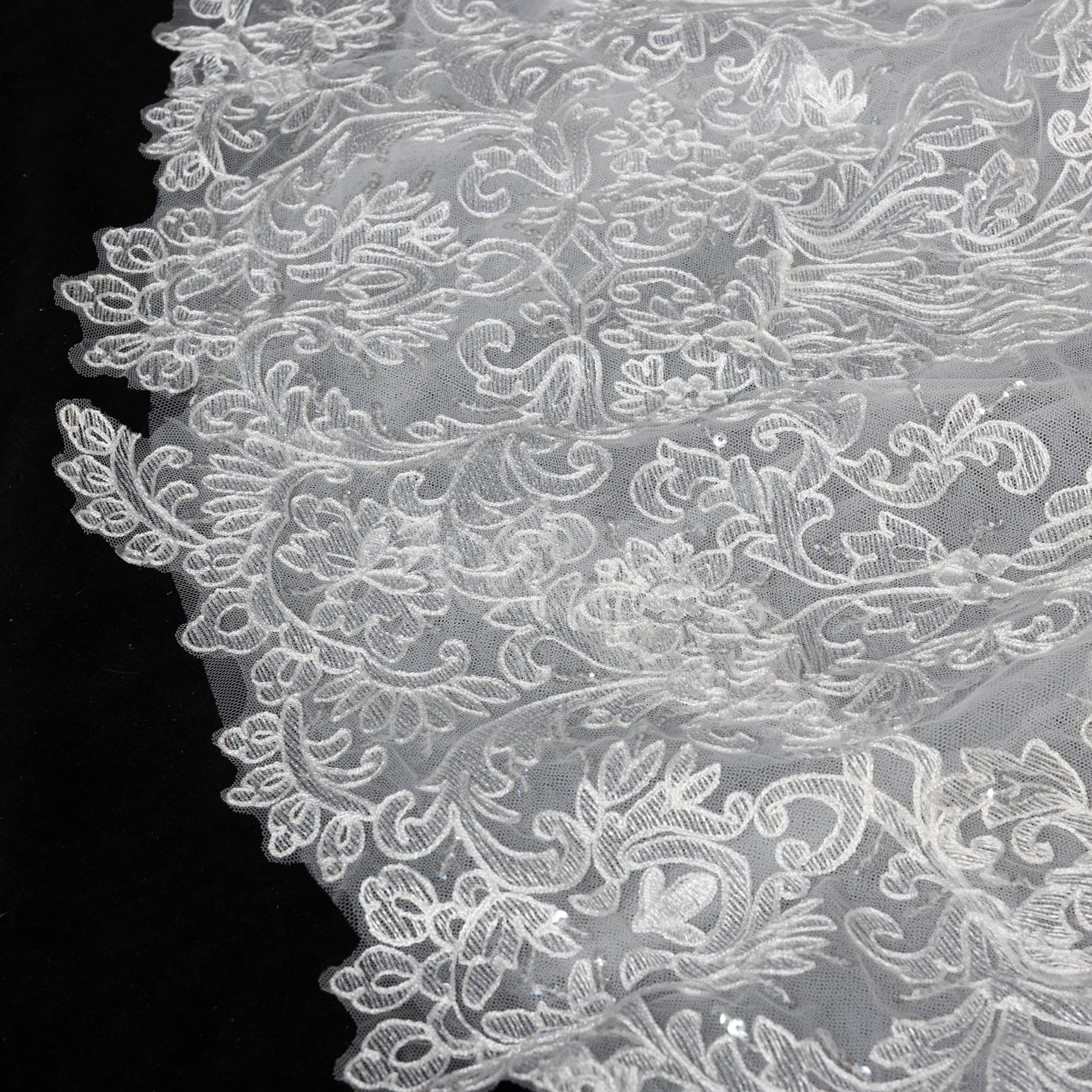 Off White  Lace Stunning Feminine Mermaid Wedding Dress Train  SW650 Sheer Fairy