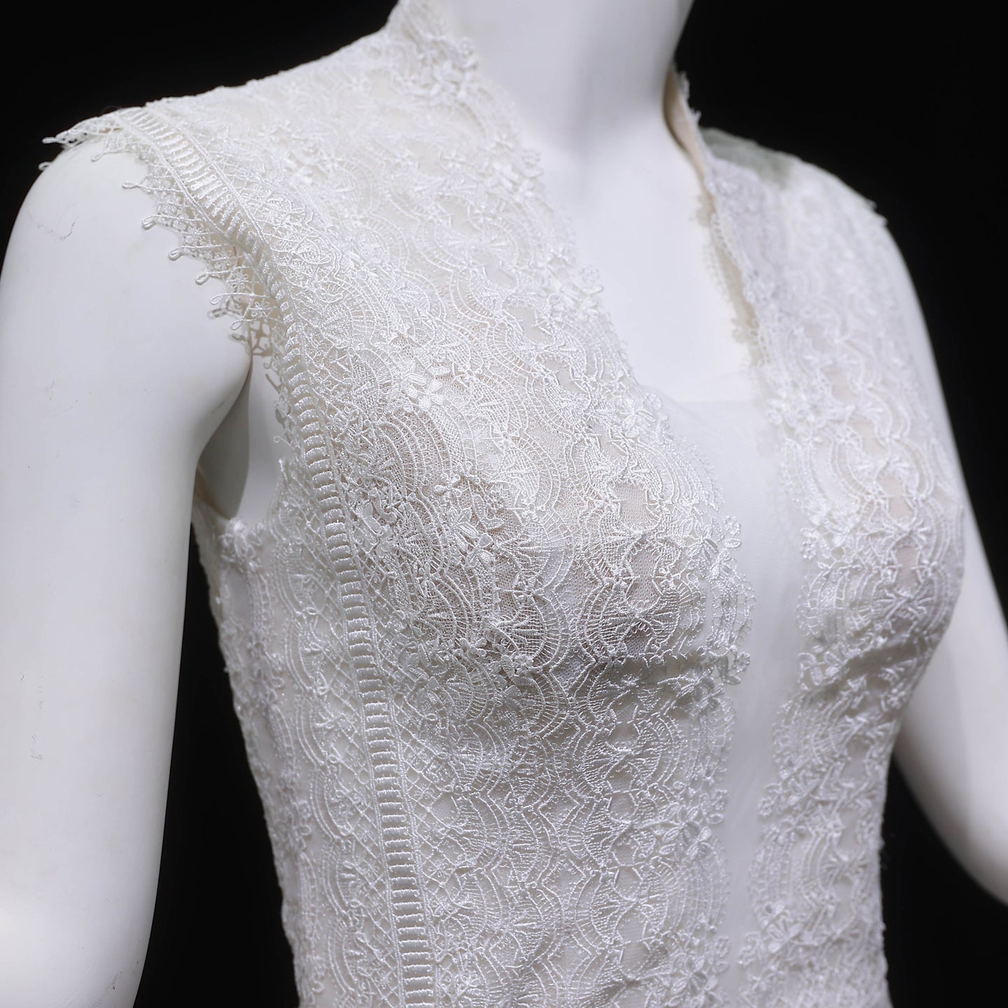 V Neck Elegant Lace Mermaid Wedding Dress with Cathedral Veil SW662 Sheer Fairy