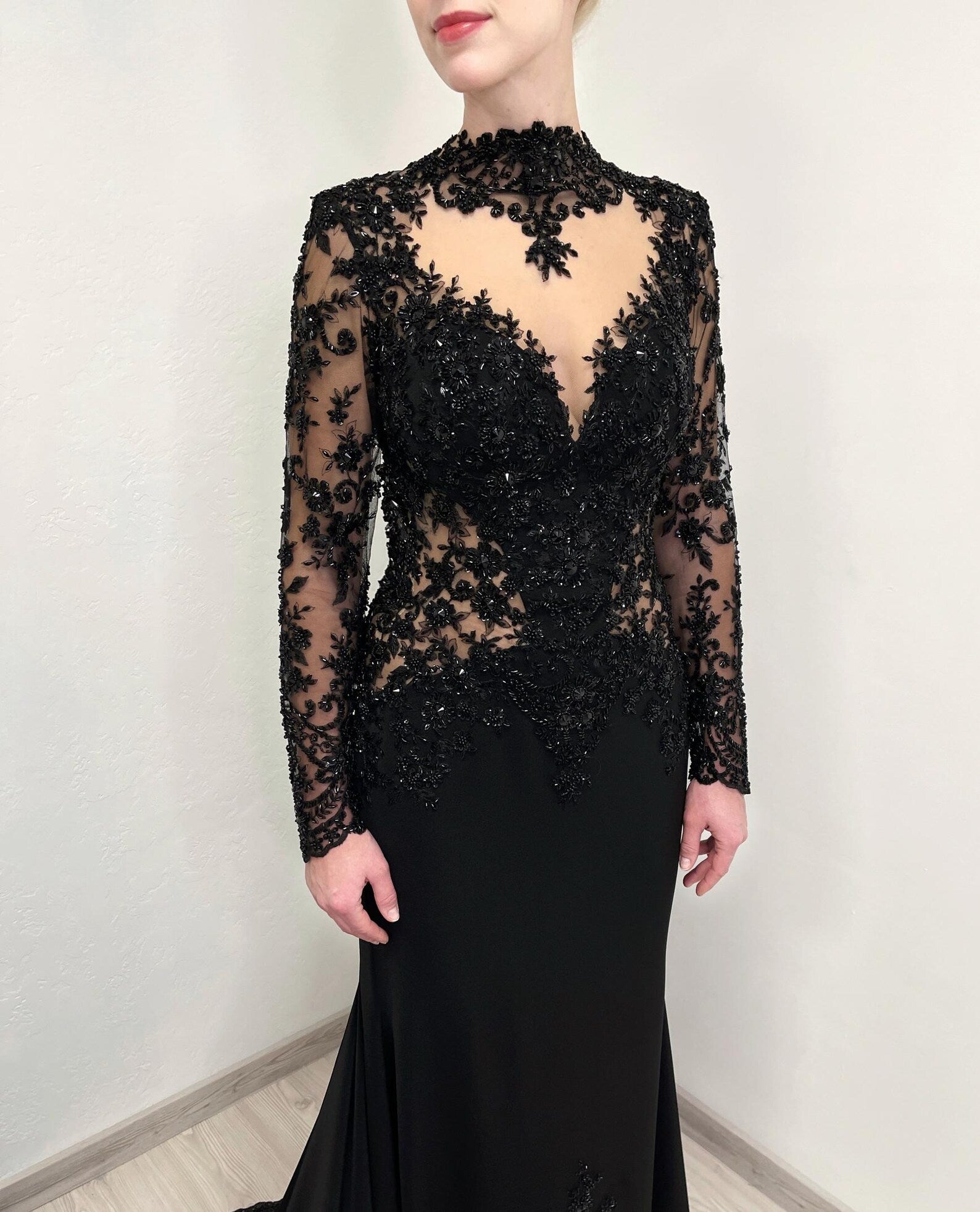 Black Gothic Beaded Lace Trumpet Wedding Dress with Long Sleeves SW555