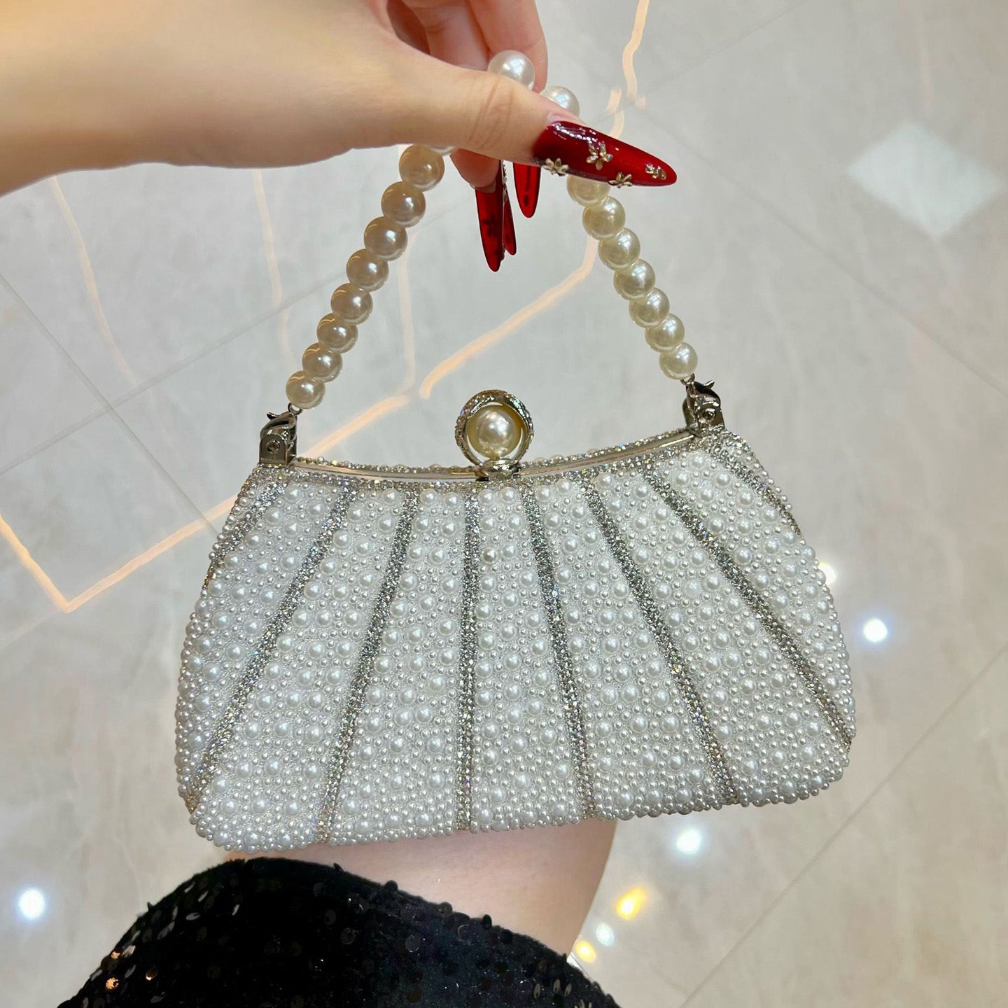 Luxury Pearl Beaded Evening Handbag HB002