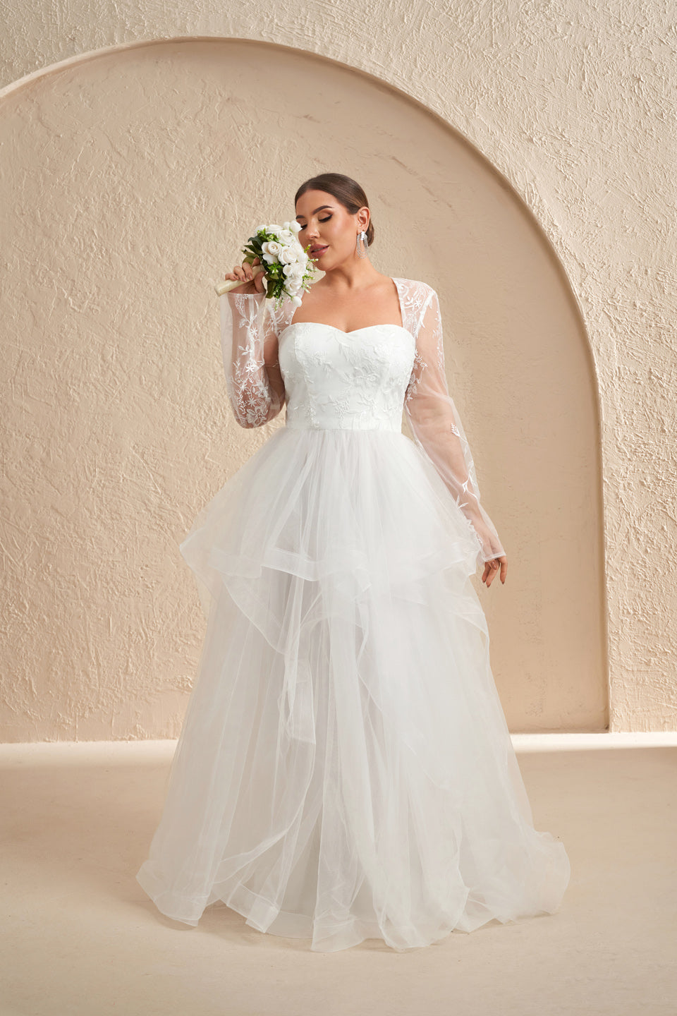 Plus Size White Lace Sweetheart Long Sleeve Wedding Dress SF603