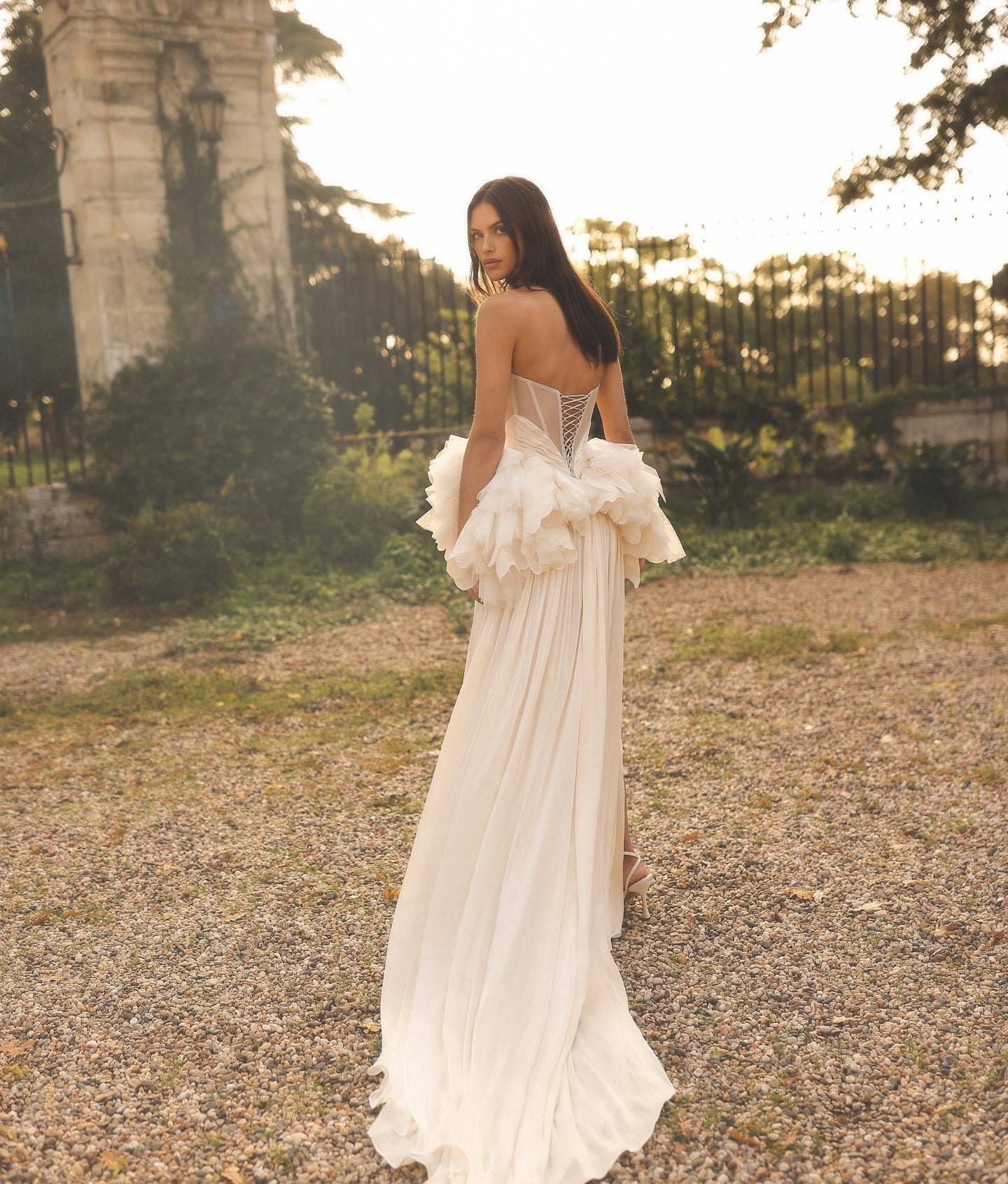 Strapless Bridal Gown V-Neck Mermaid Wedding Dresses SW243 Sheer Fairy