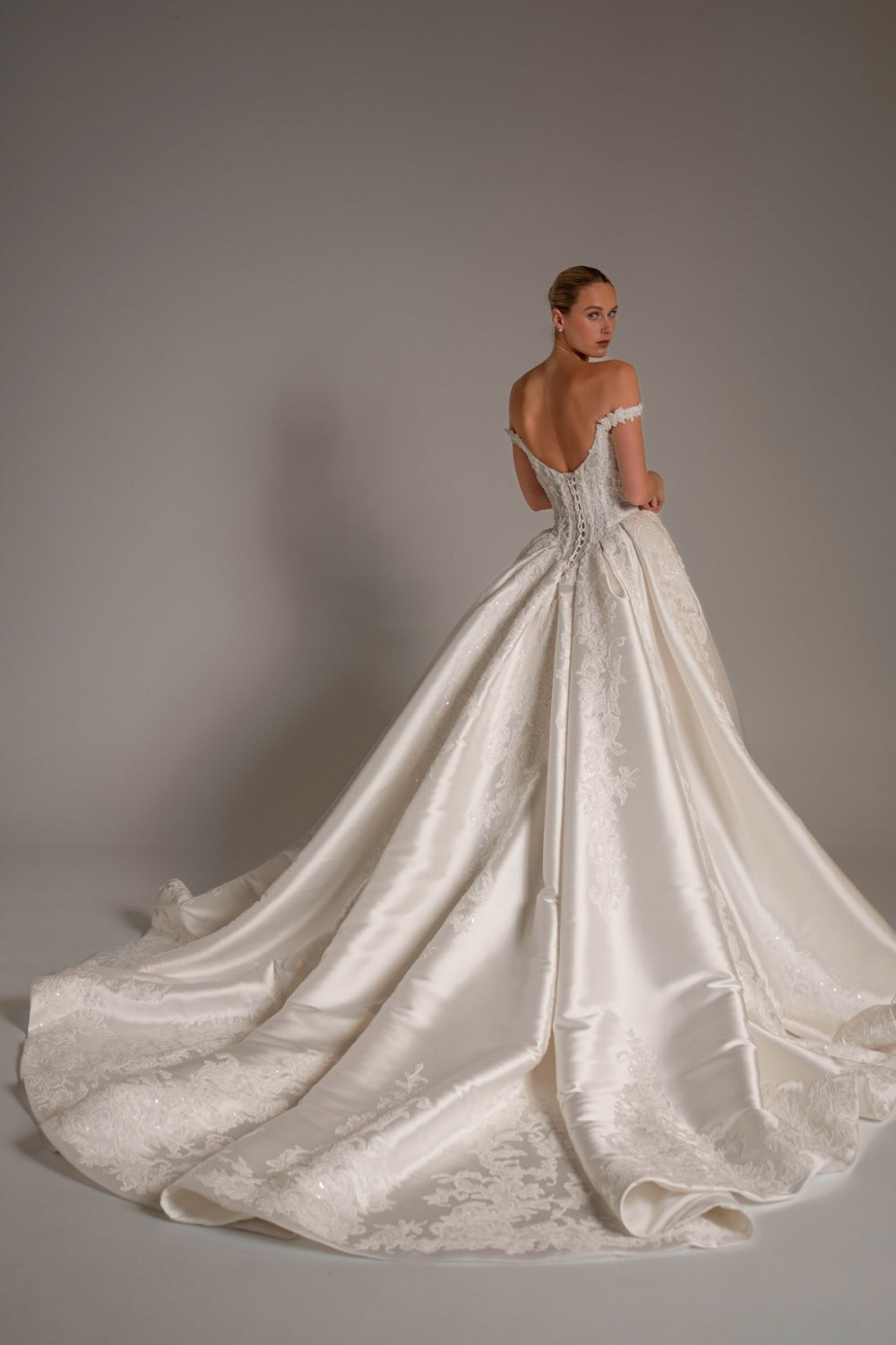 White Lace Ball Gown Sweetheart Wedding Dress with Detachable Capelet SW163 Sheer Fairy