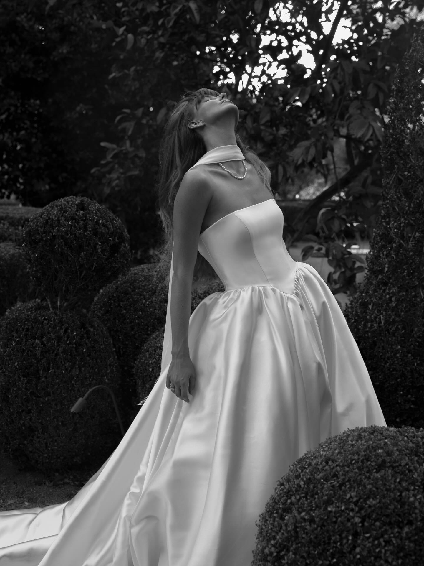 Glamorous White Strapless Covered Button Long Sweep Train Wedding Dress SW729 Sheer Fairy