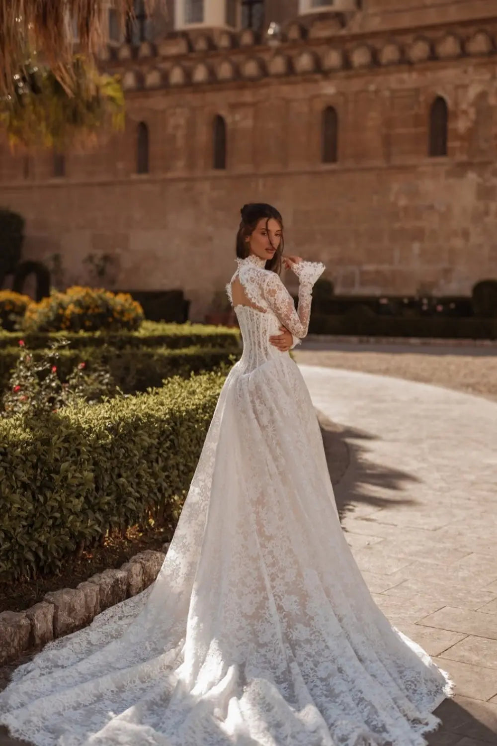 Elegant Ivory Bridal Dress Lace Appliqué Wedding Gown SW173 Sheer Fairy