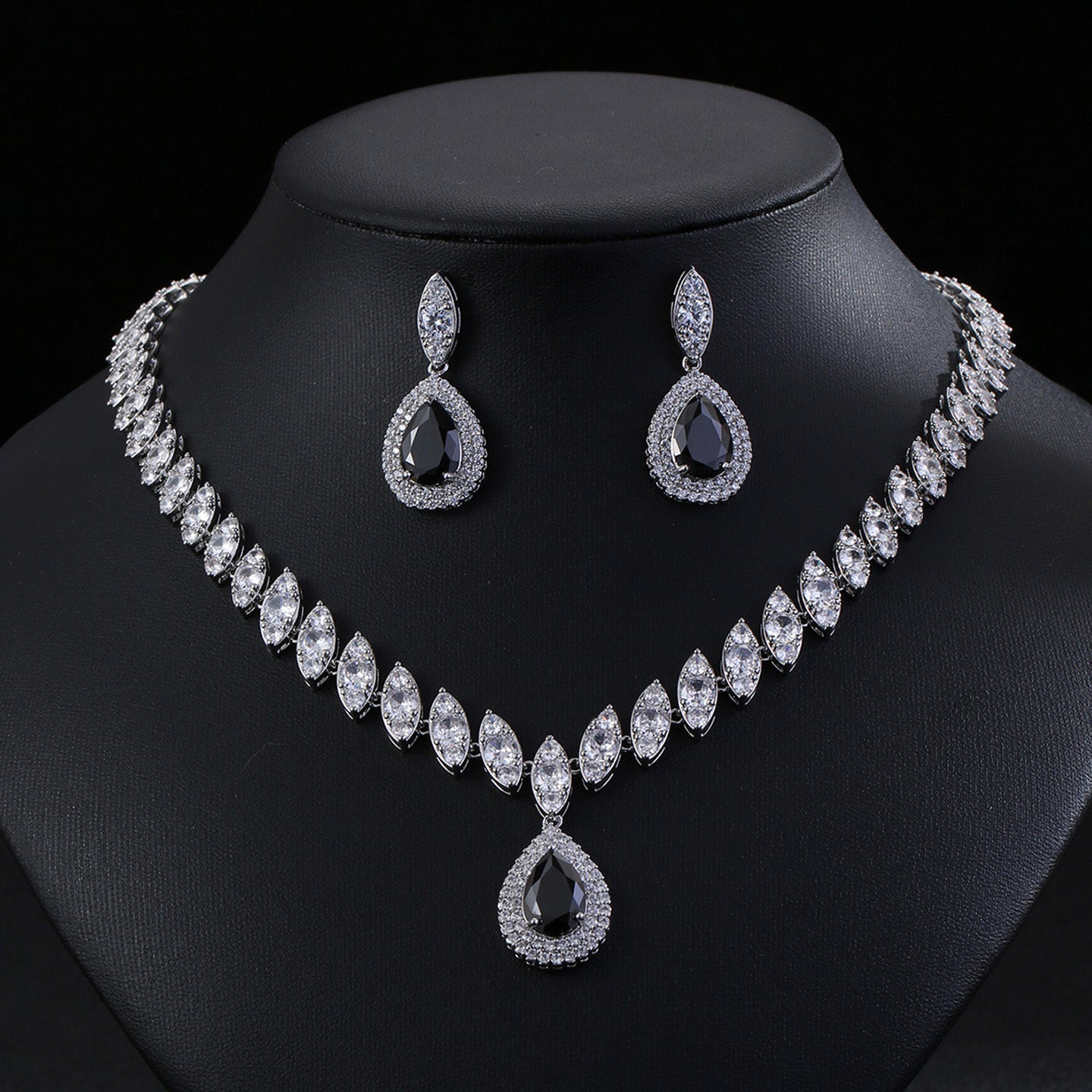 Luxury Teardrop Necklace Earrings Jewelry JW001