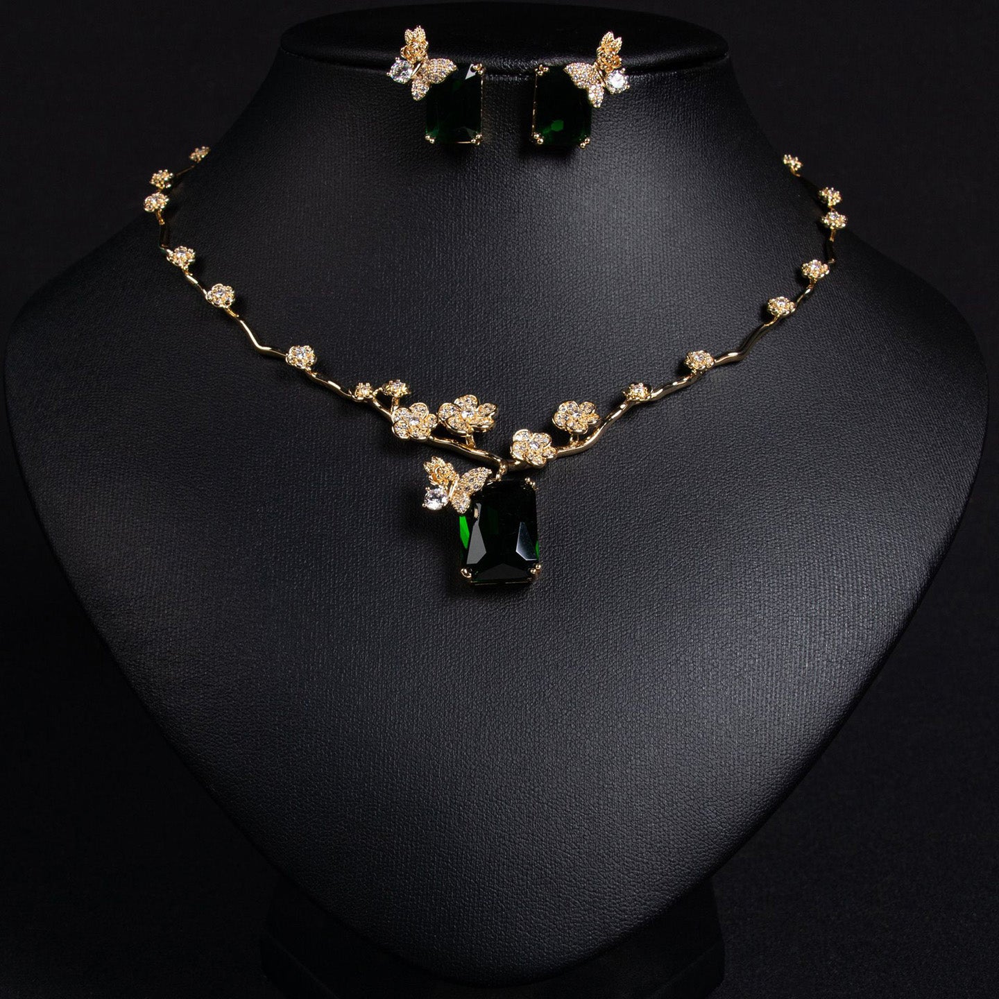 Simple and Versatile Ruby Necklace Earring Set JW010