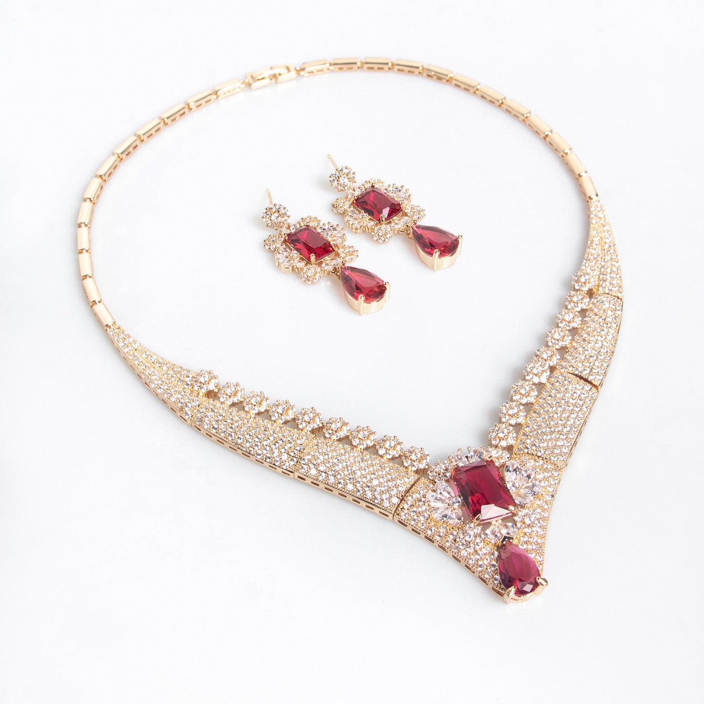 Vintage Necklace and Teardrop Earring Set JW014