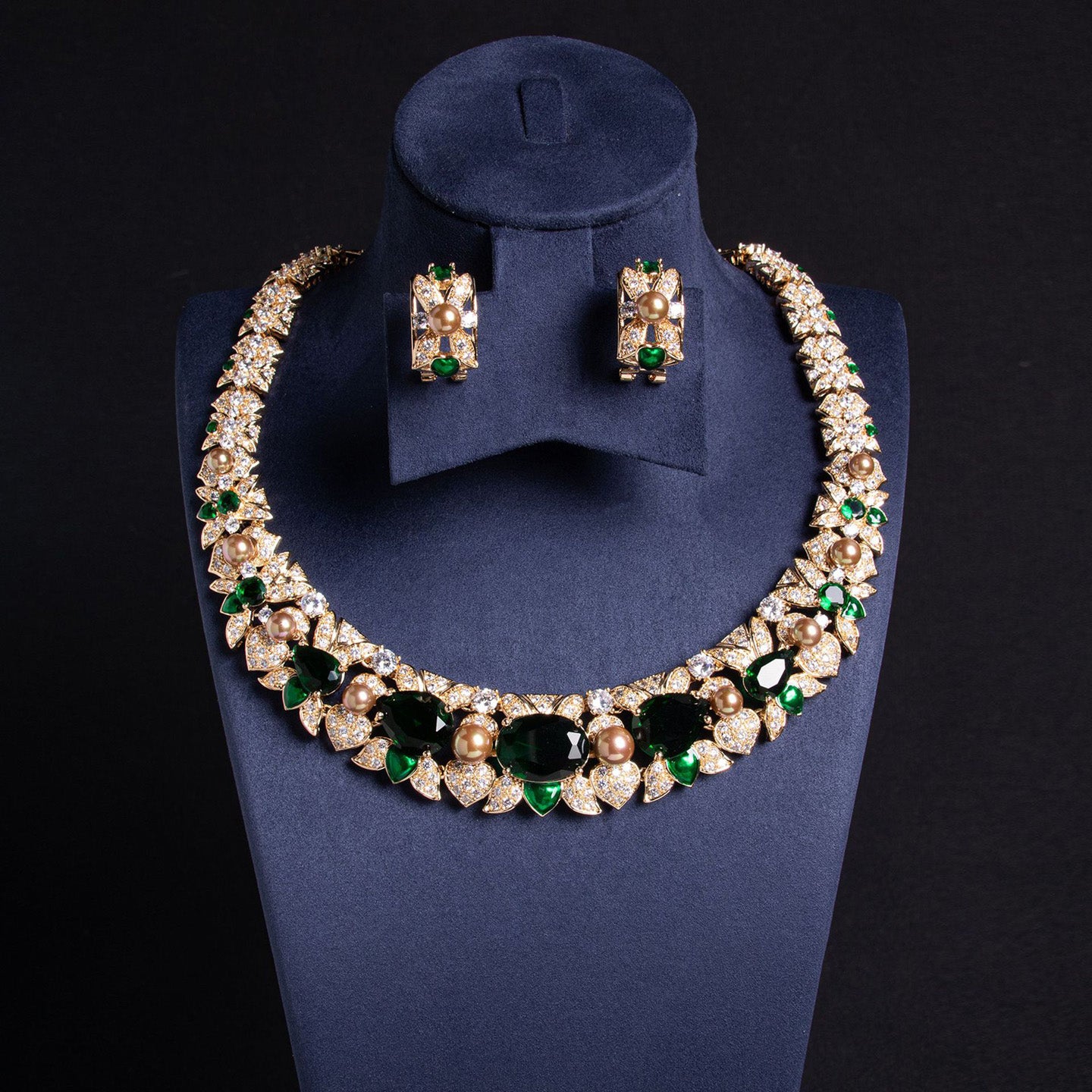 Heavy-duty Geometric Cube Necklace Set JW016