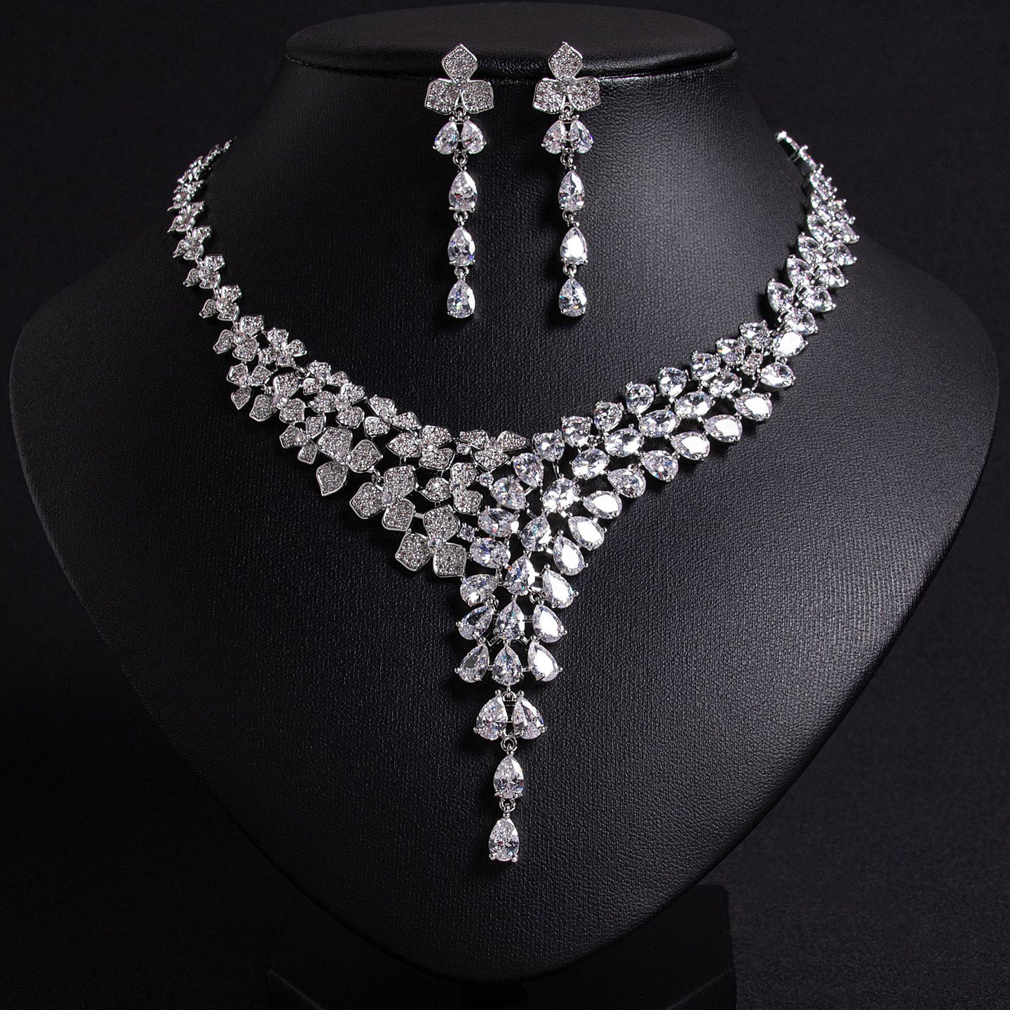 Sapphire & Crystal Ombre Statement Jewelry Set JW020