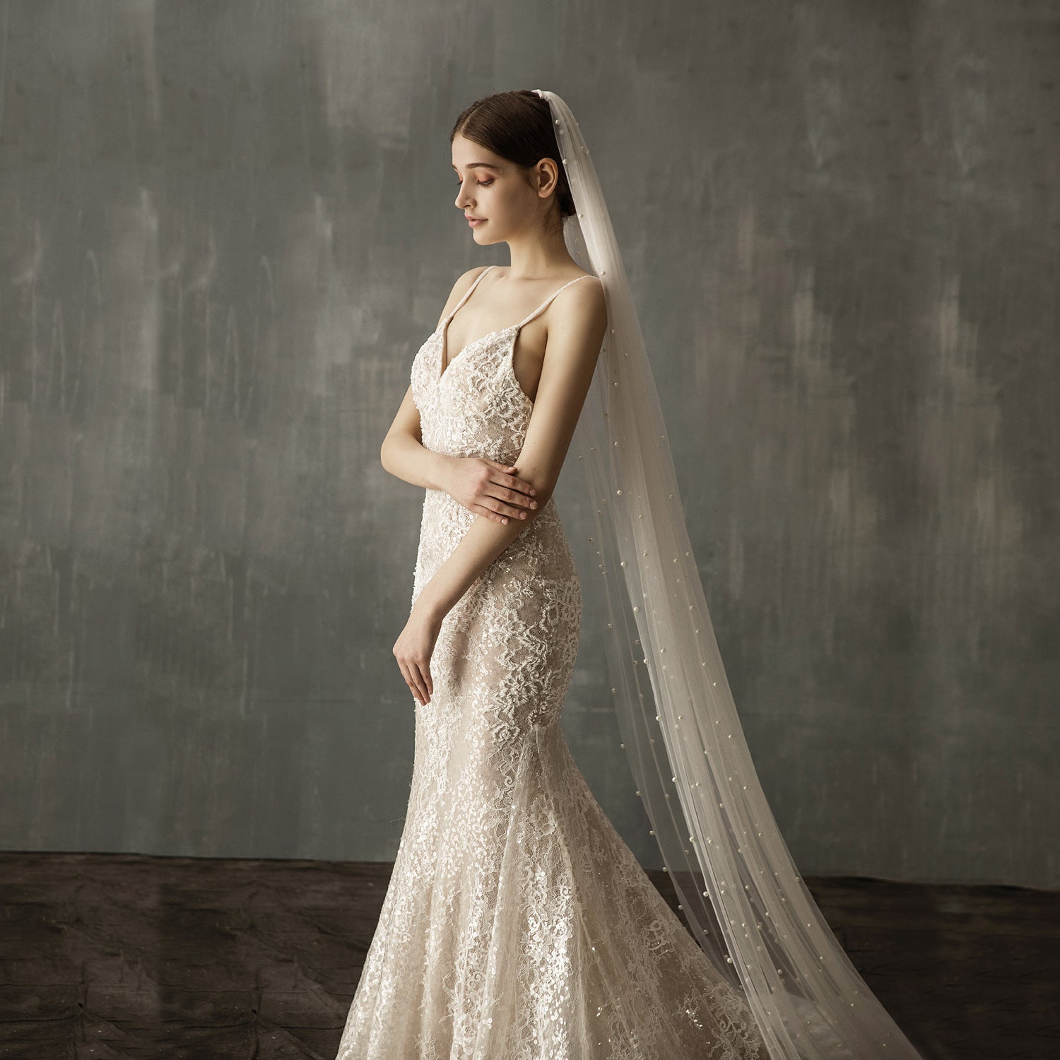 Vintage Floral Lace Mantilla Bridal Veil Long Cathedral Length 90.55 Inches Lace Trim Wedding Veil for Bride BV001（副本） SHEER FAIRY