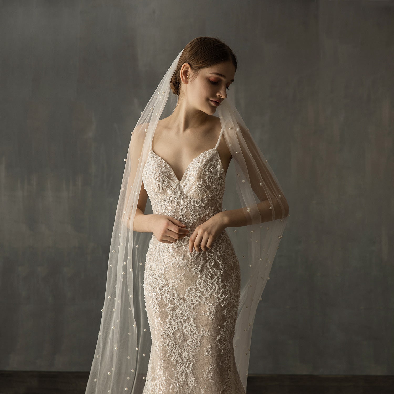 Vintage Floral Lace Mantilla Bridal Veil Long Cathedral Length 90.55 Inches Lace Trim Wedding Veil for Bride BV001（副本） SHEER FAIRY