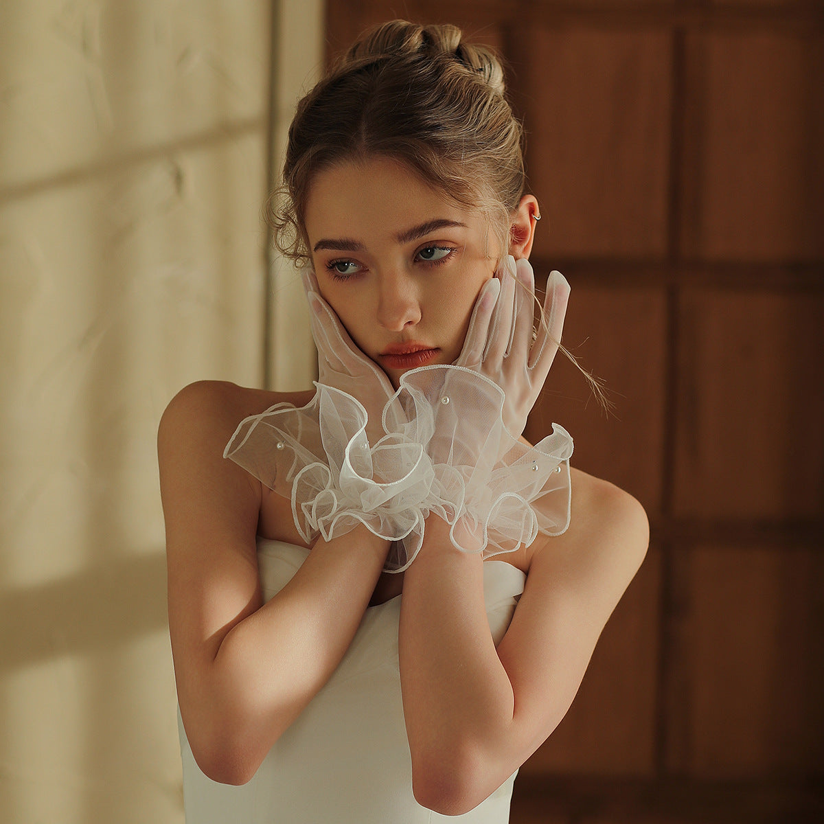 Elegant Ruffled Tulle Pearl Bridal Gloves Short Wrist Length Wedding Sheer Gloves for Women GL010 SHEER FAIRY