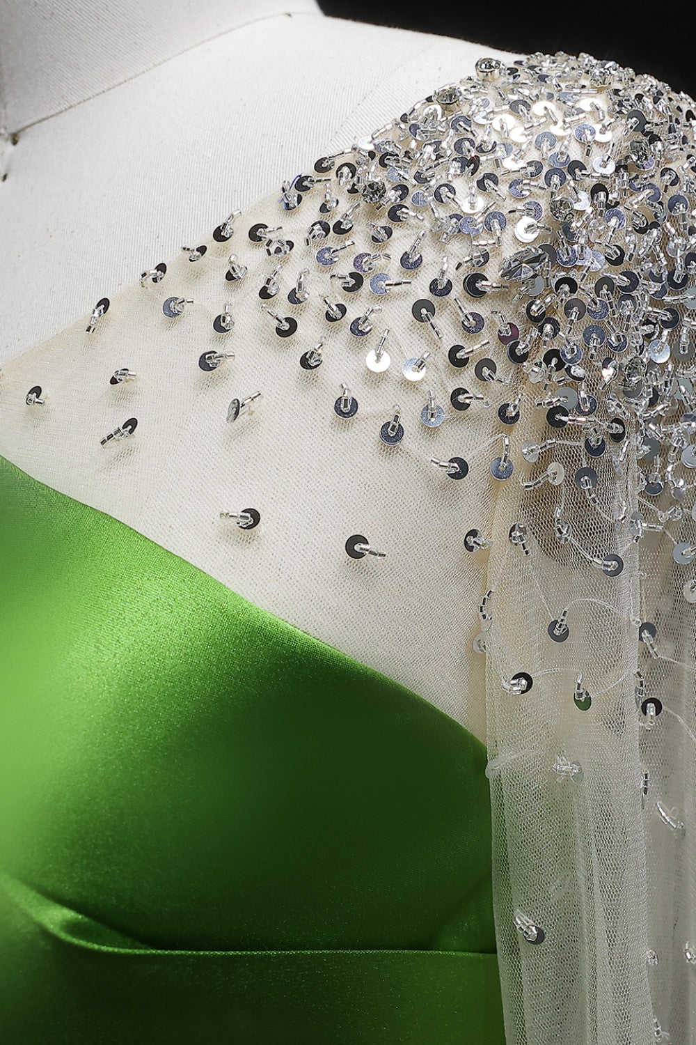 Emerald Satin One-Shoulder A-Line Evening Dress with Crystal Fringe Cape SF298