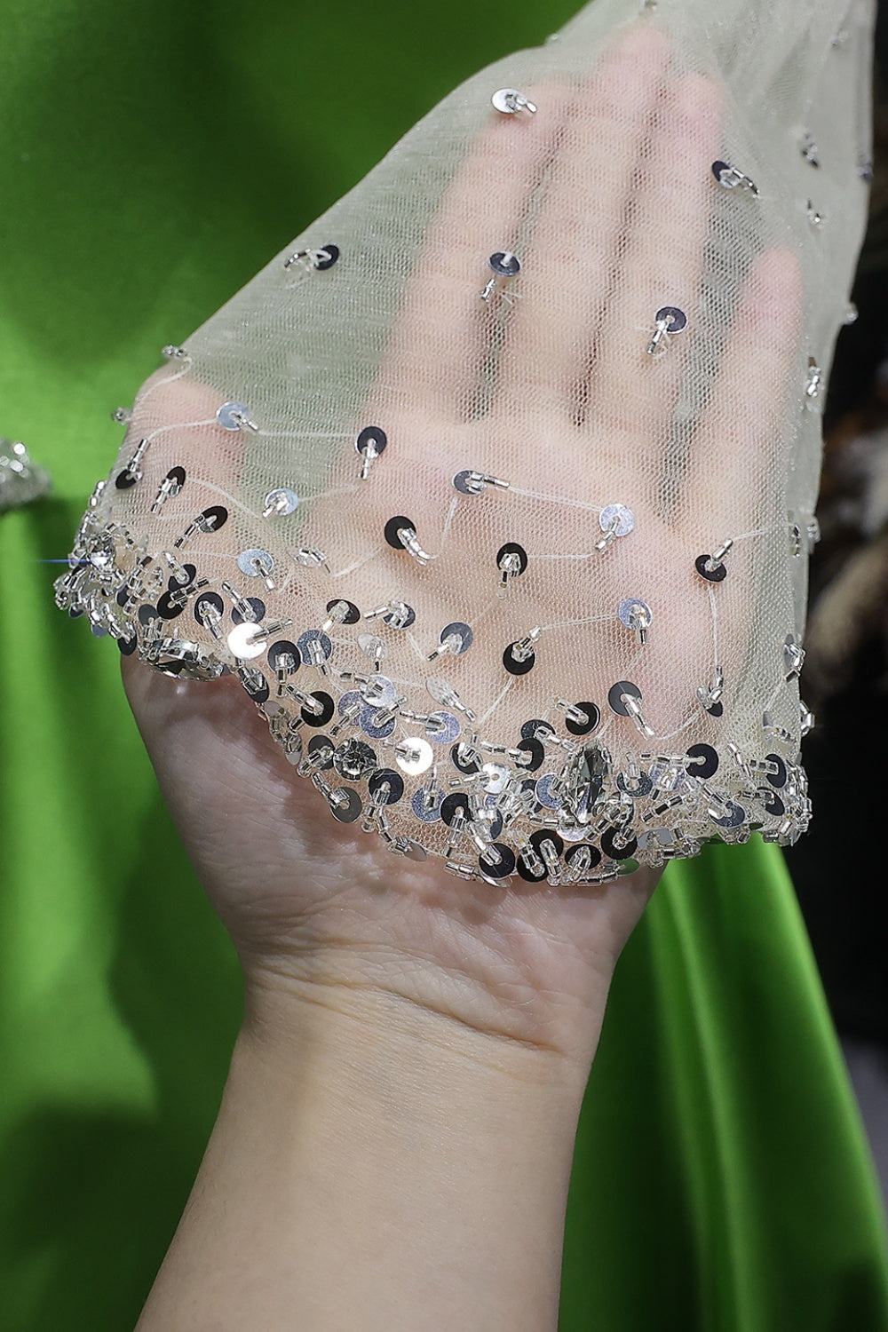 Emerald Satin One-Shoulder A-Line Evening Dress with Crystal Fringe Cape SF298