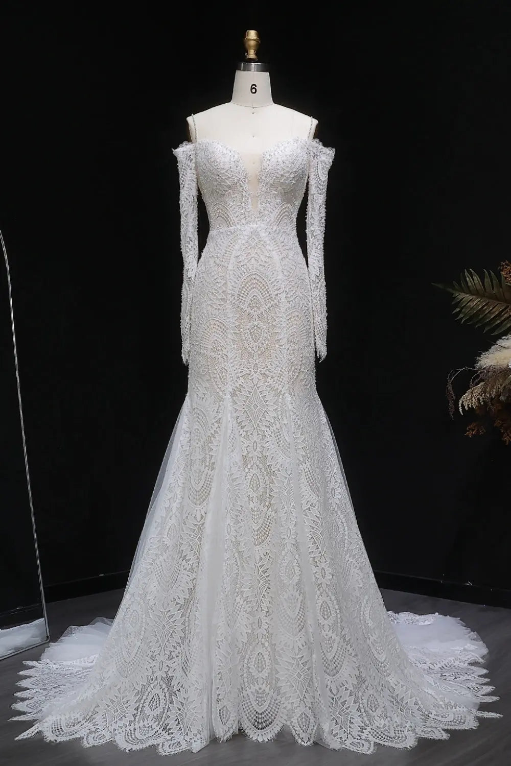 Flattering Long Sleeve Trumpet Mermaid Wedding Dress SW656 Sheer Fairy